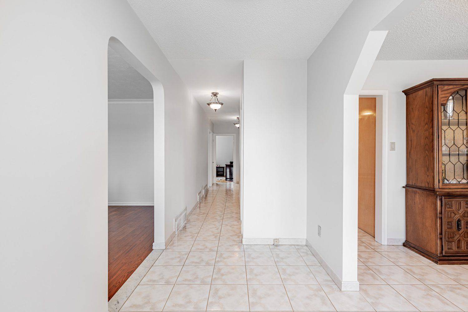 Toronto W05, ON M3M 2P1,97 Tavistock RD