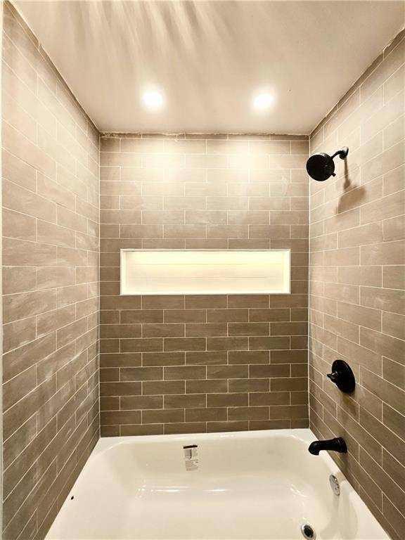 Staten  Island, NY 10304,806 Van Duzer ST