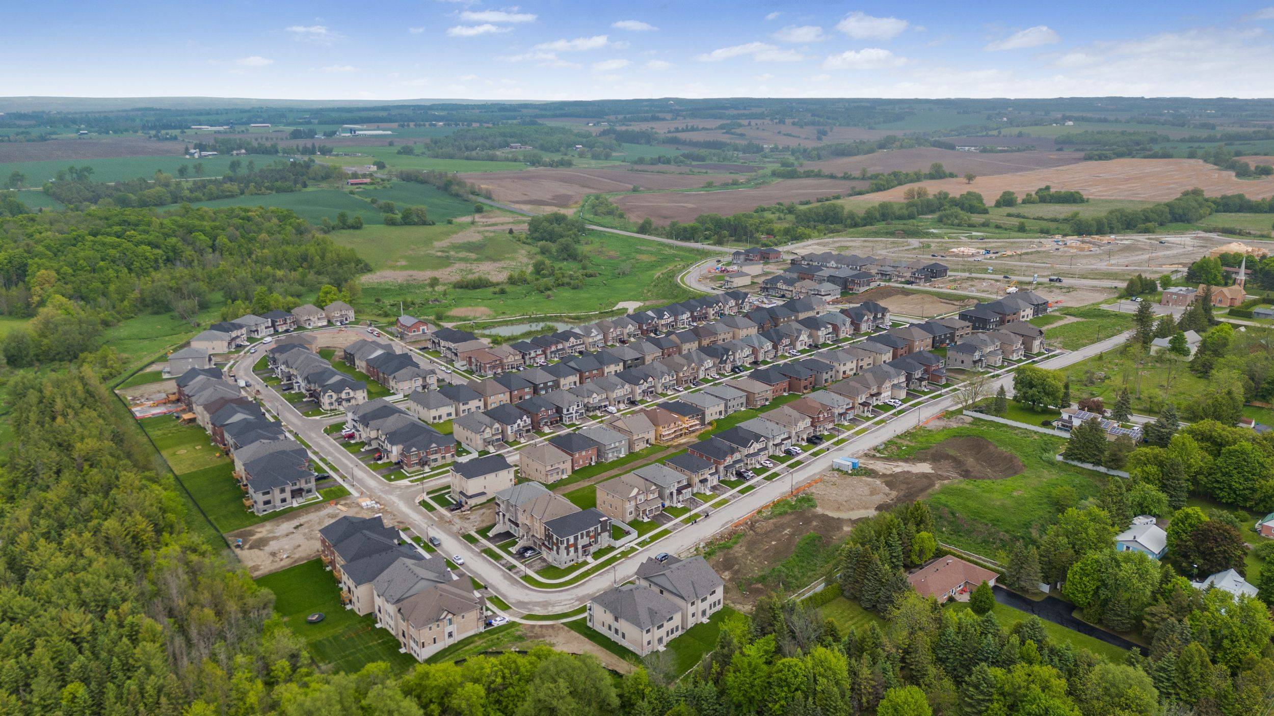 Bradford West Gwillimbury, ON L0G 1B0,59 Cunningham DR