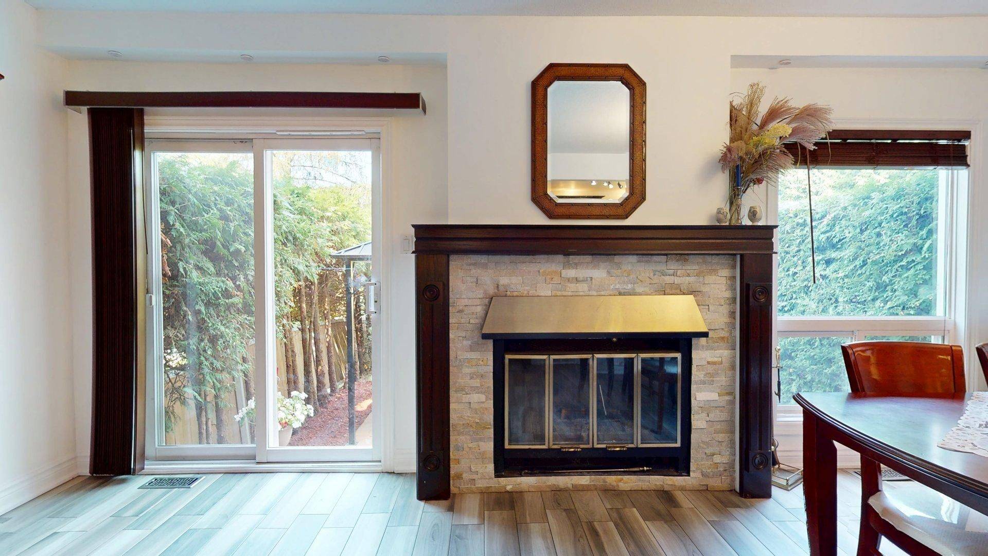 Orleans - Convent Glen And Area, ON K1C 5L5,1145 D'erable PL #100