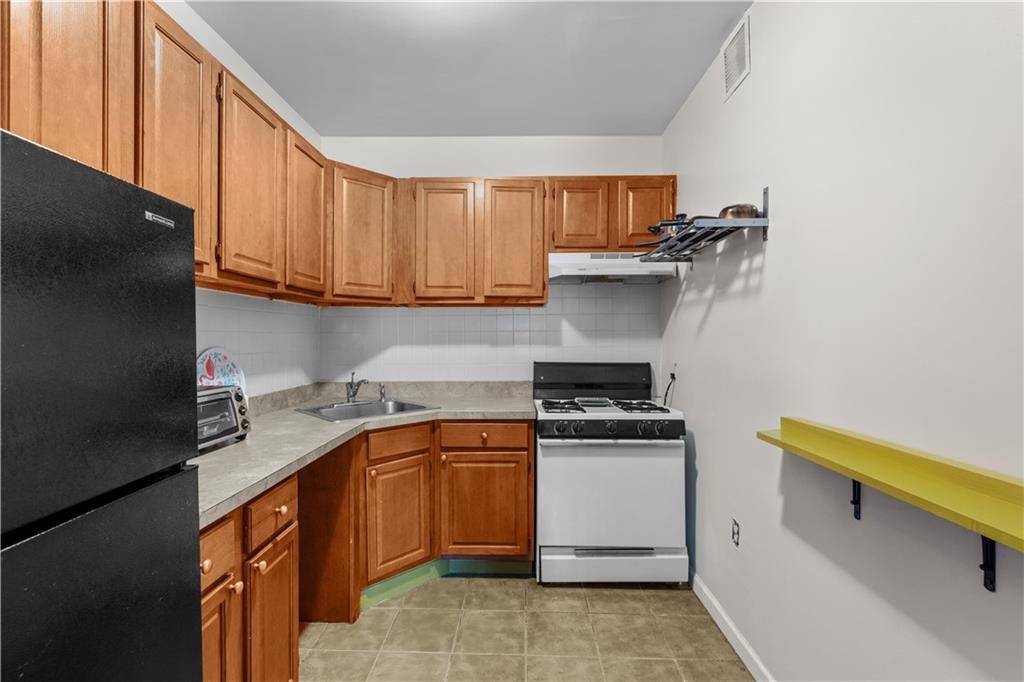 Brooklyn, NY 11216,1240 Bedford AVE #1H