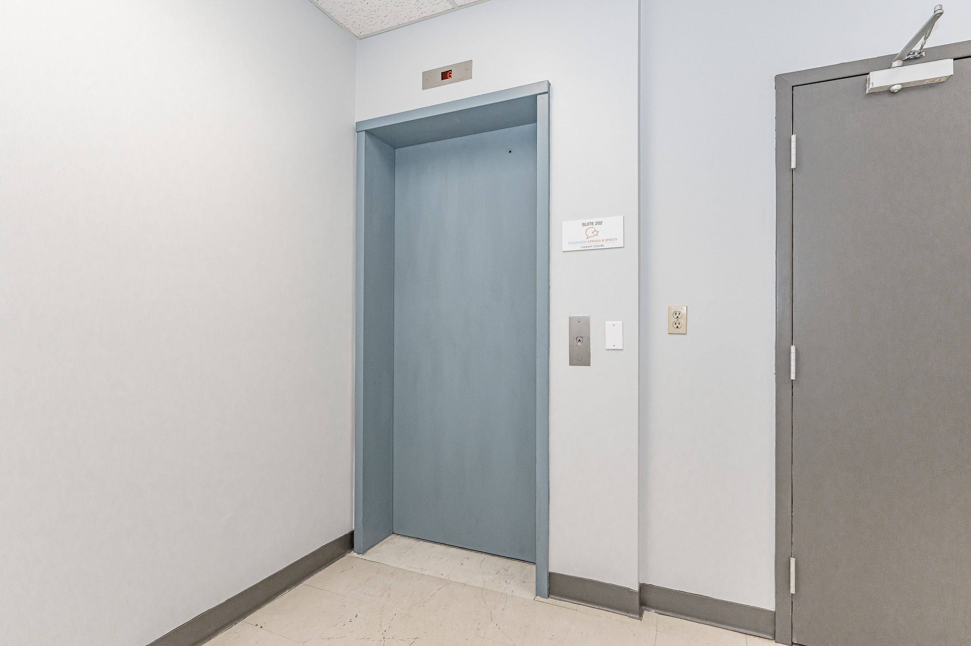 Guelph, ON N1H 7Y6,450 Speedvale Ave W AVE #201