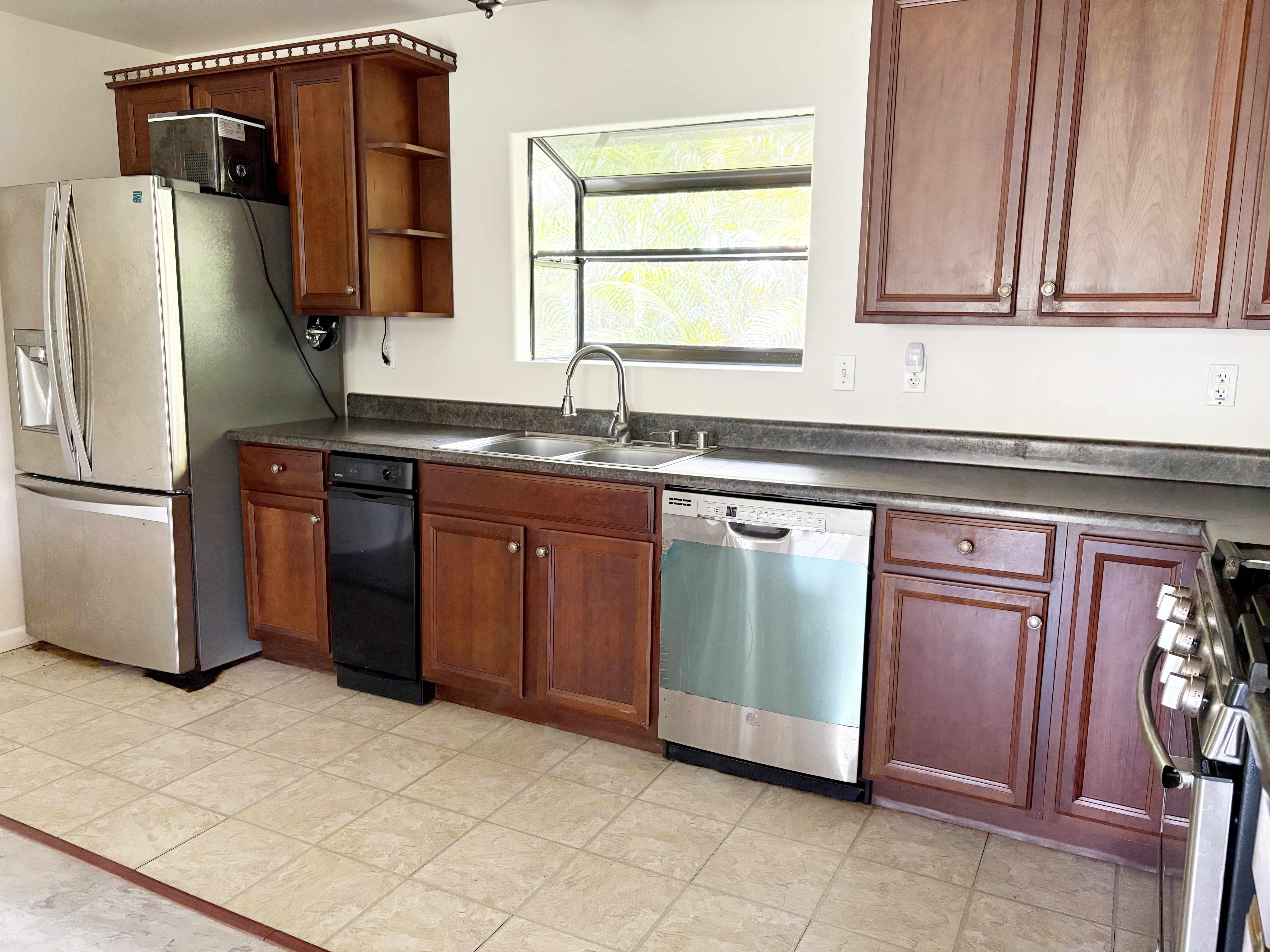 Pahoa, HI 96778,15-2827 MALOLO ST