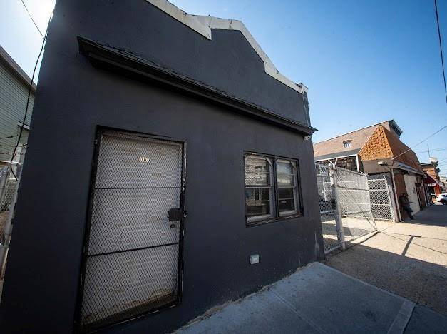 Staten  Island, NY 10310,360 Broadway