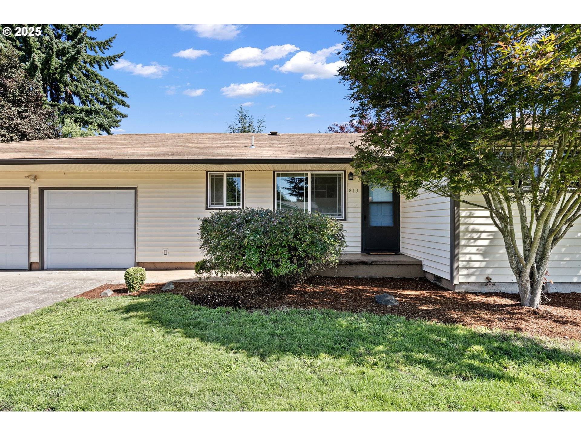 Eugene, OR 97404,813 SUNVIEW ST