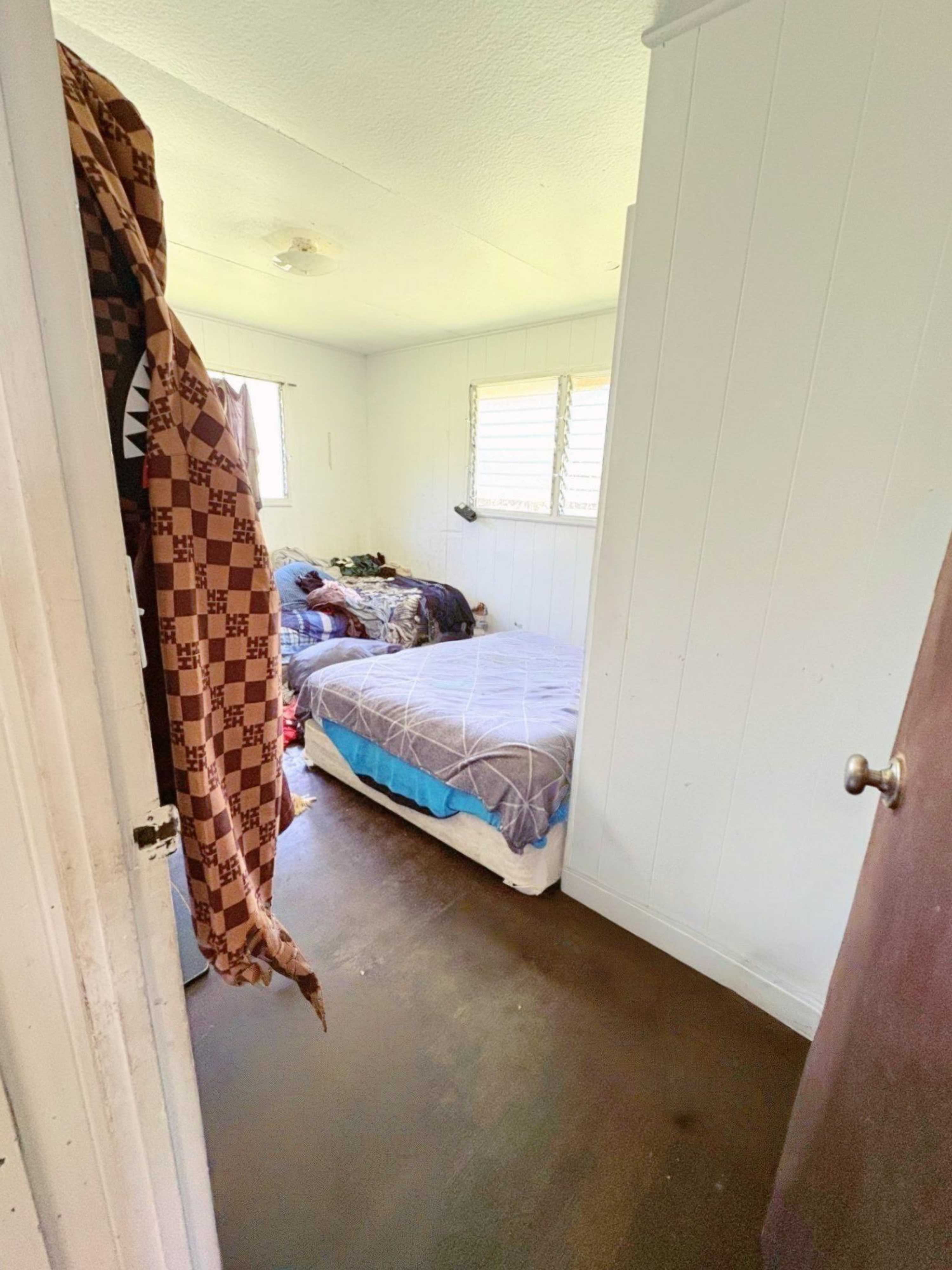 Pahoa, HI 96778,15-2683 HEE ST