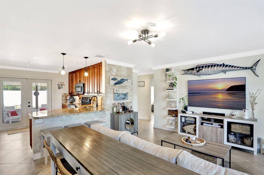 Pompano Beach, FL 33064,2620 NE 9th Ave