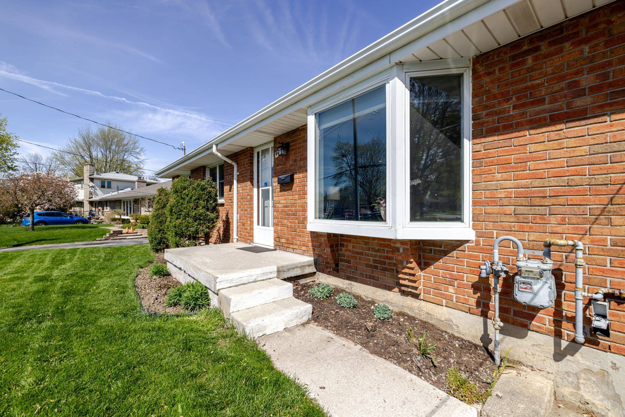 London South, ON N6J 3K1,460 Beachwood AVE