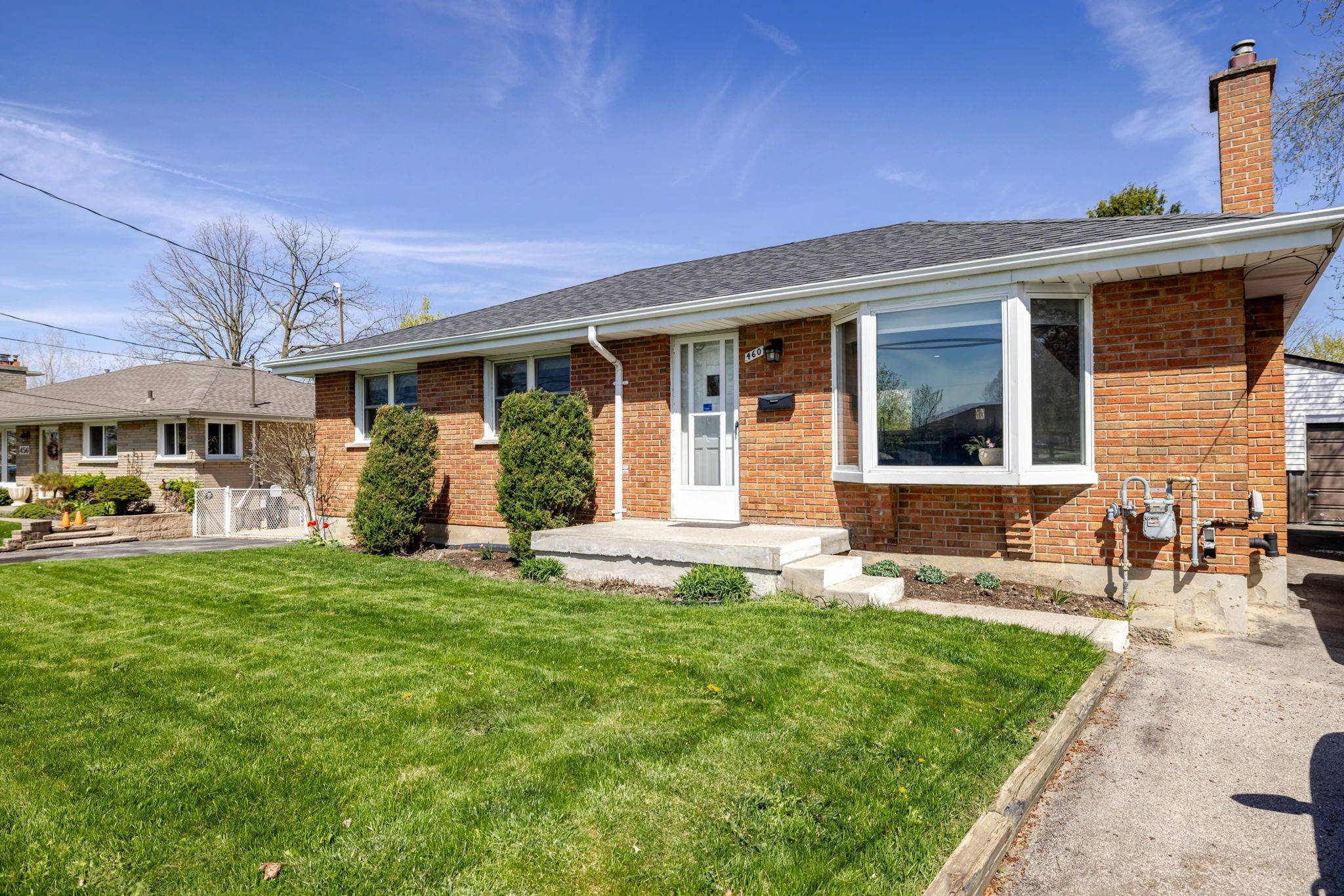 London South, ON N6J 3K1,460 Beachwood AVE