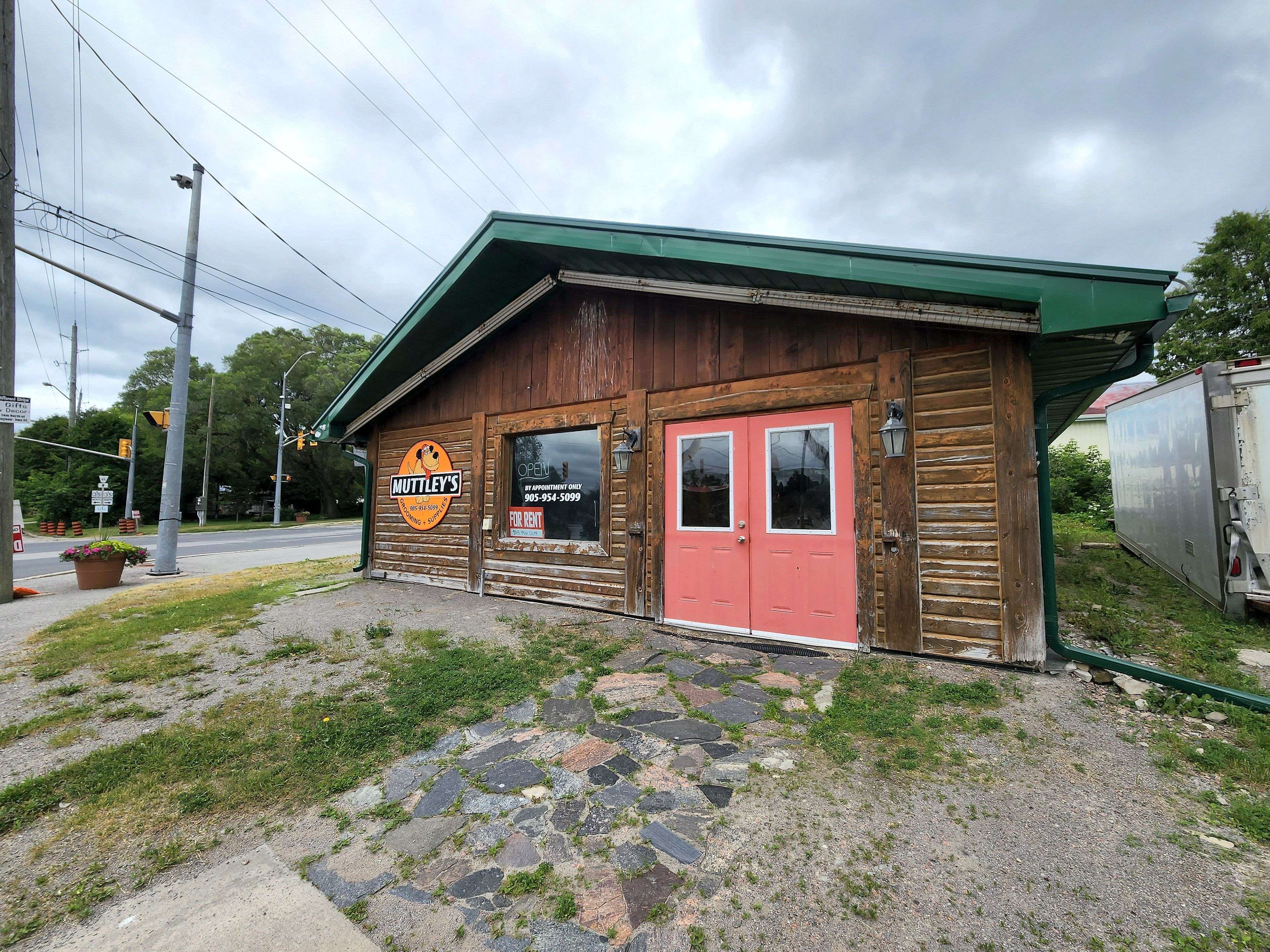 Kawartha Lakes, ON K0M 2L0,7491 Highway 35 N/A