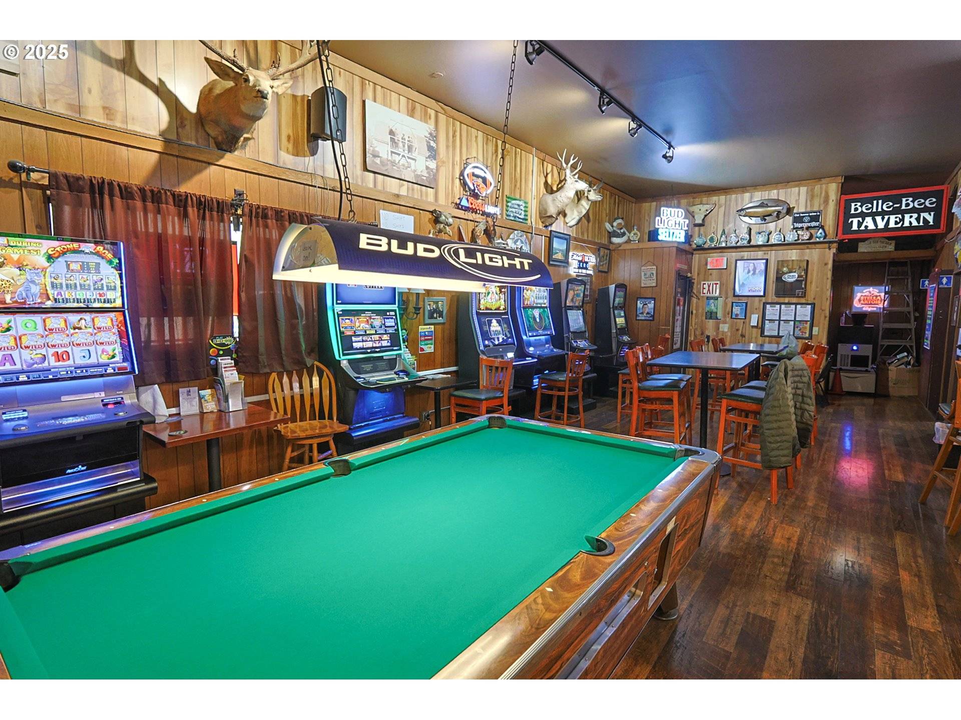 Coos Bay, OR 97420,702 NEWMARK AVE