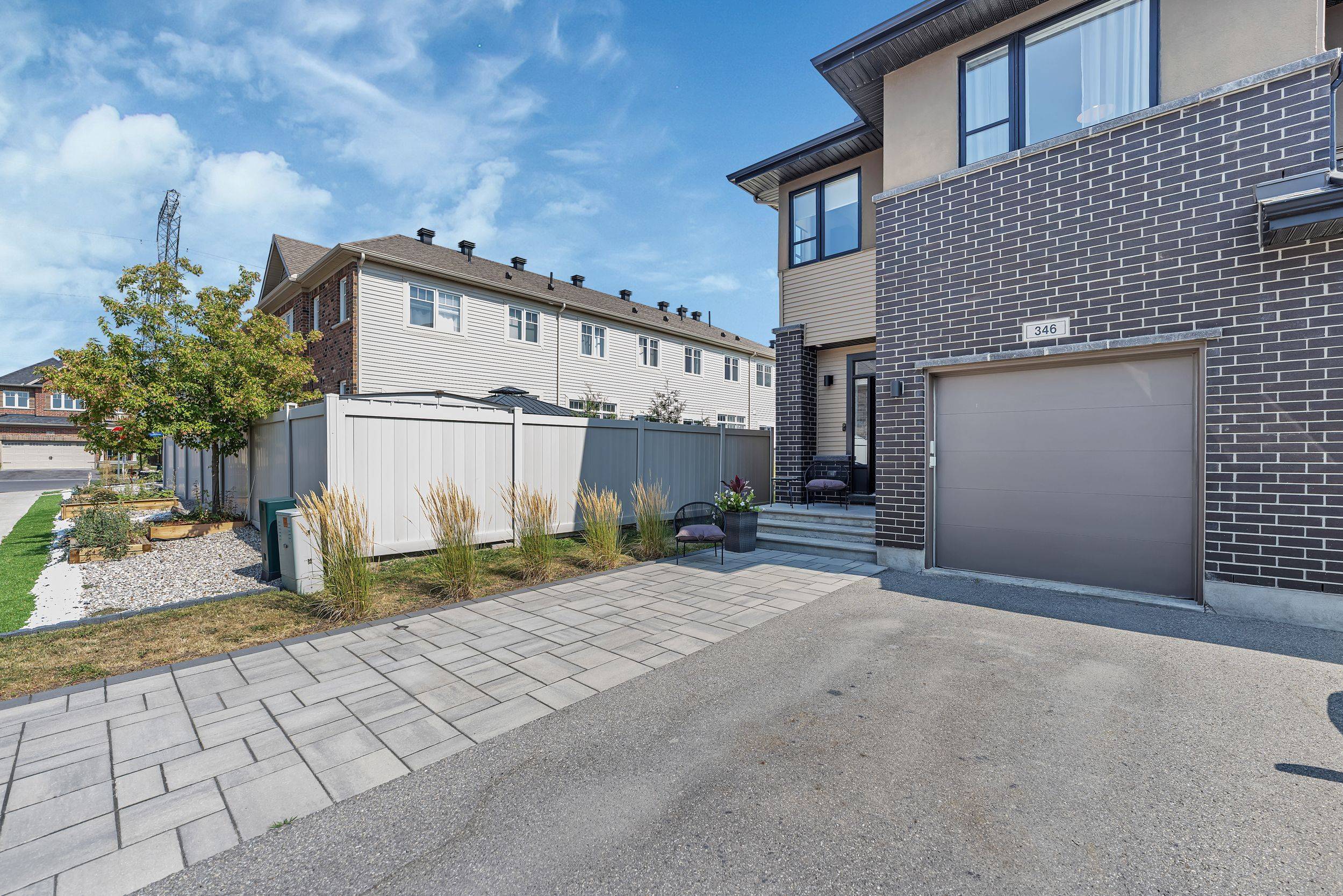 Kanata, ON K2V 0E1,346 Nonius ST