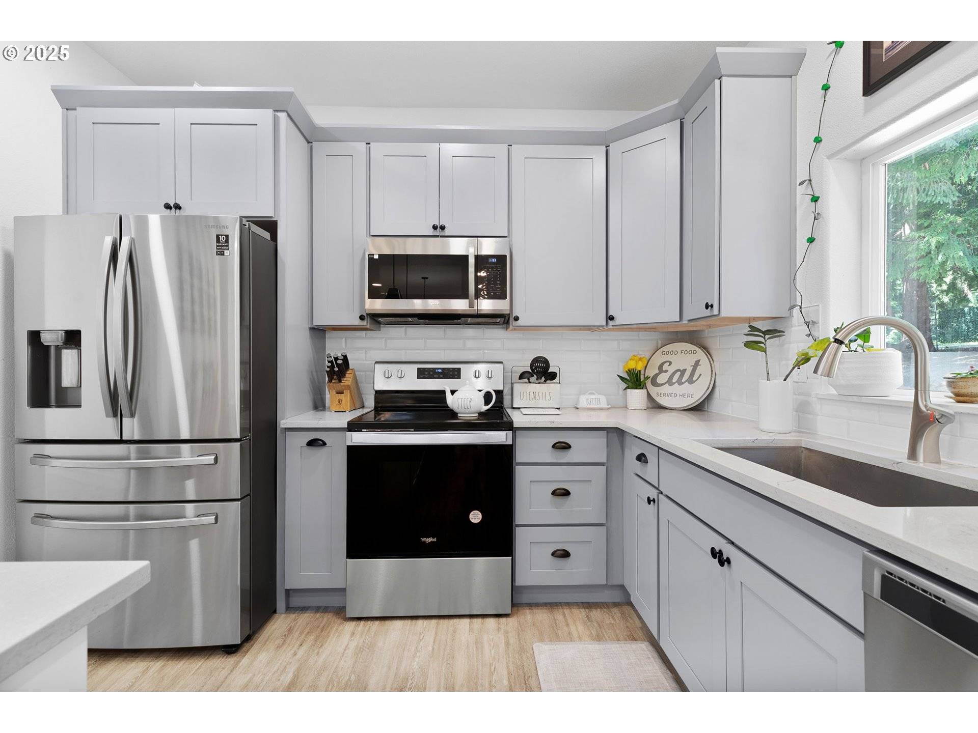 Portland, OR 97239,6005 SW 33RD PL