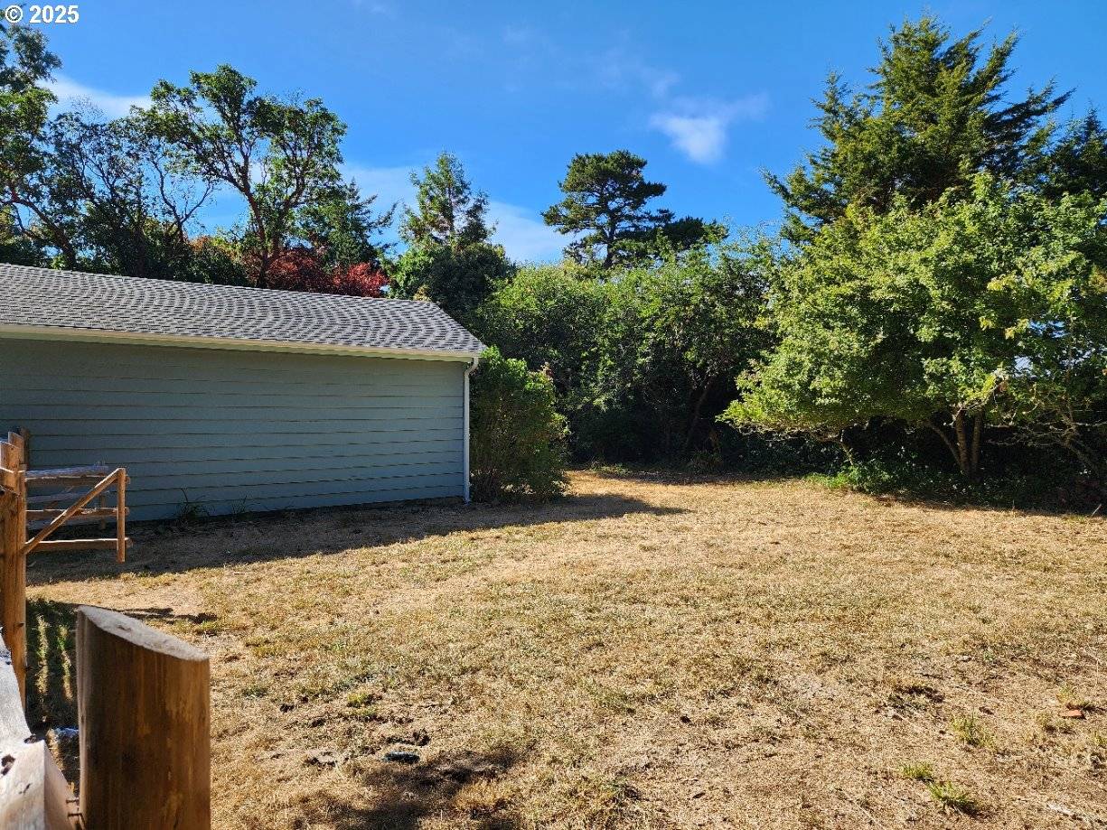 Port Orford, OR 97465,636 18TH ST
