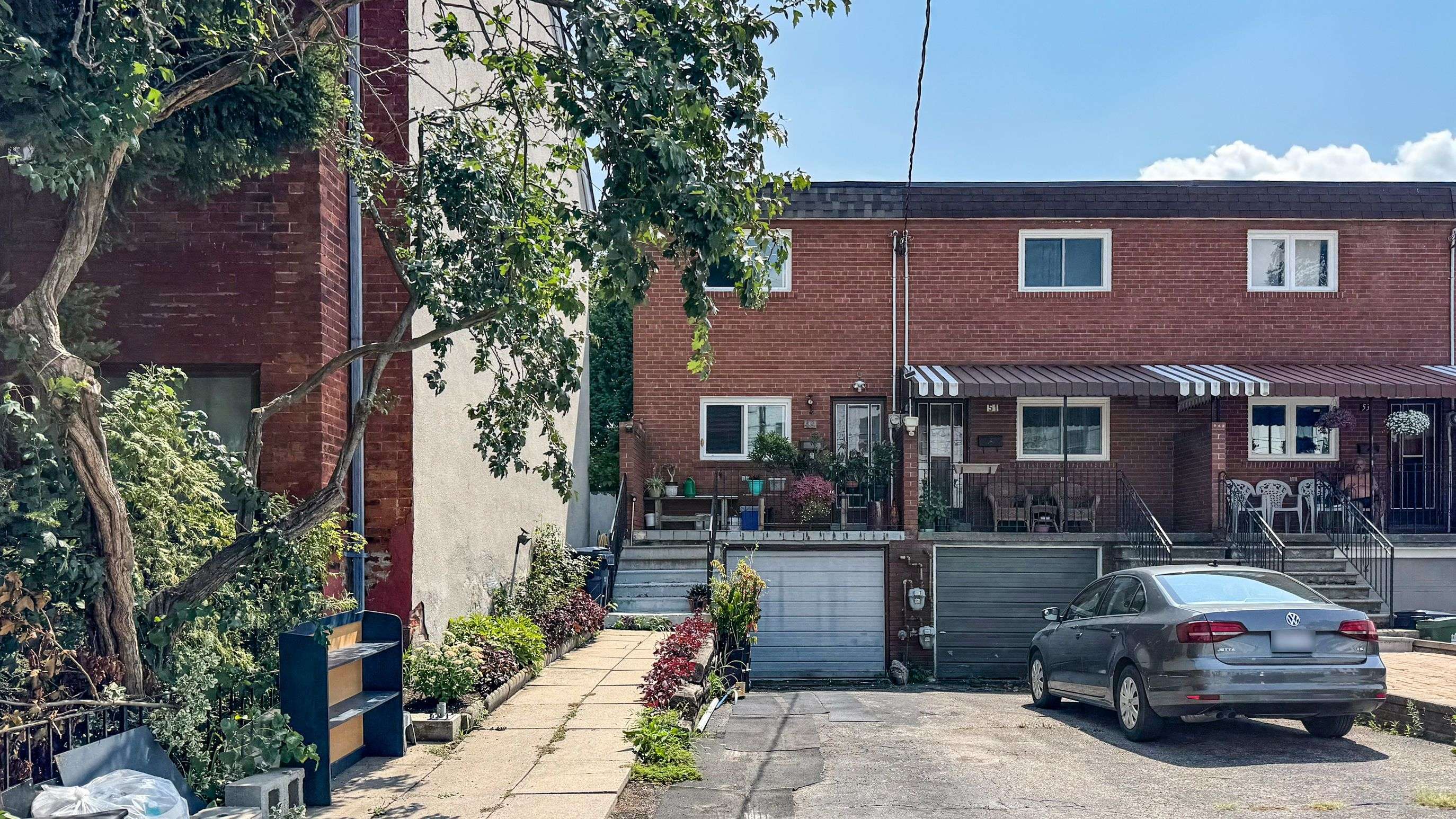 Toronto W01, ON M6K 2C7,49 Noble ST