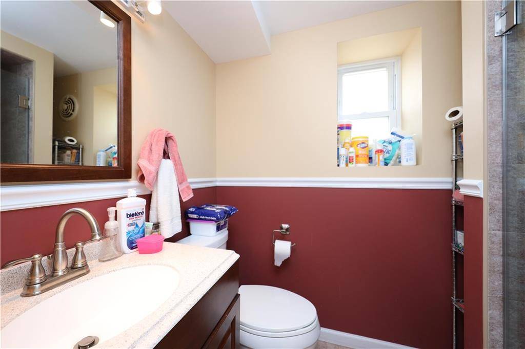 Staten  Island, NY 10305,139 Hurlbert ST