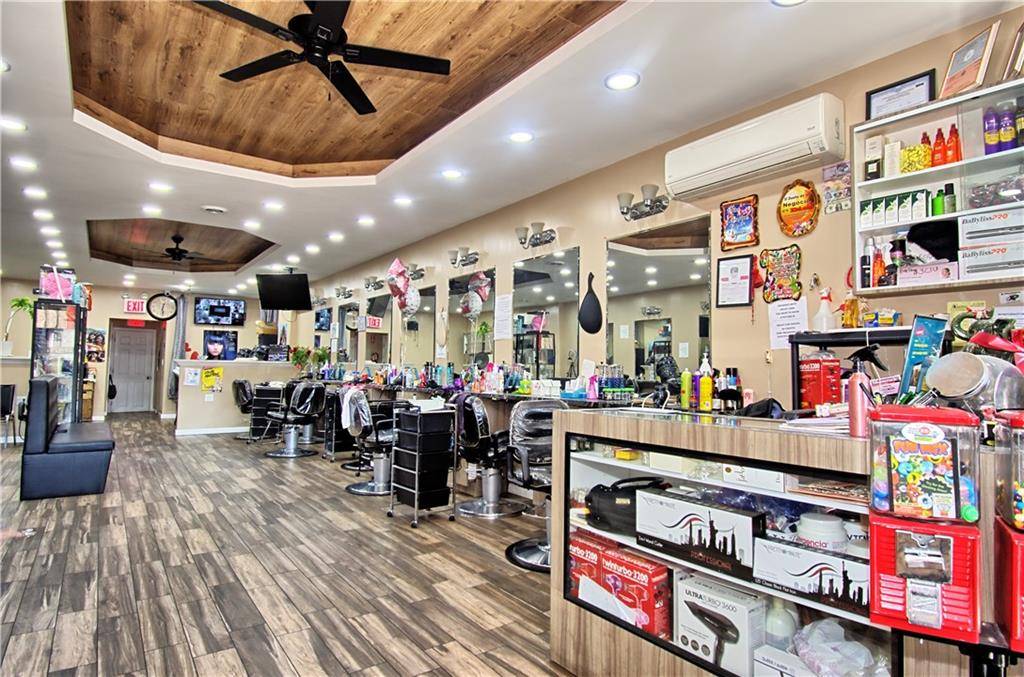 Brooklyn, NY 11208,3299 Fulton ST