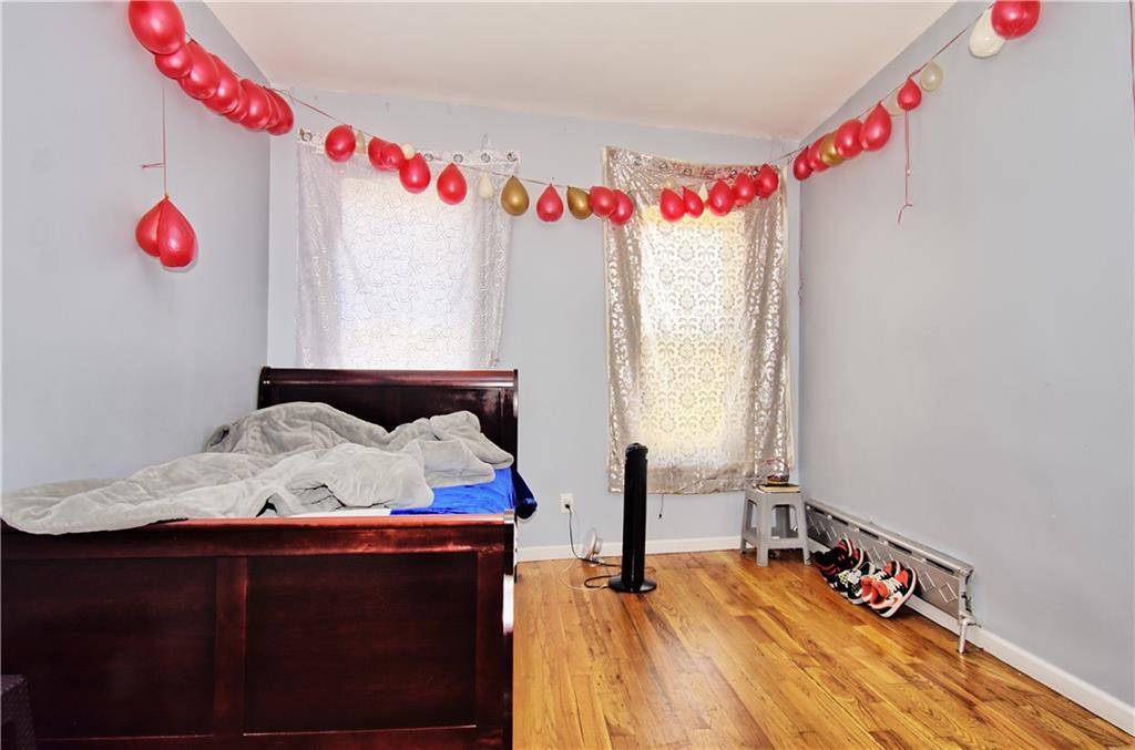 Brooklyn, NY 11208,3299 Fulton ST