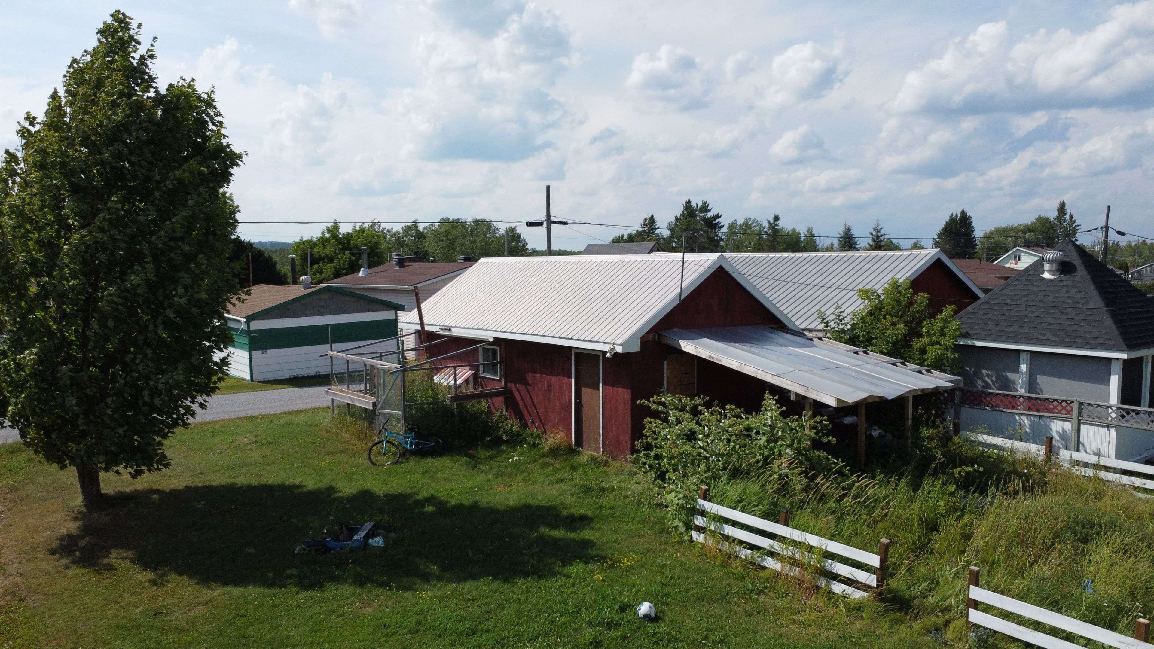 Timiskaming, ON P0J 1N0,53 Empire ST