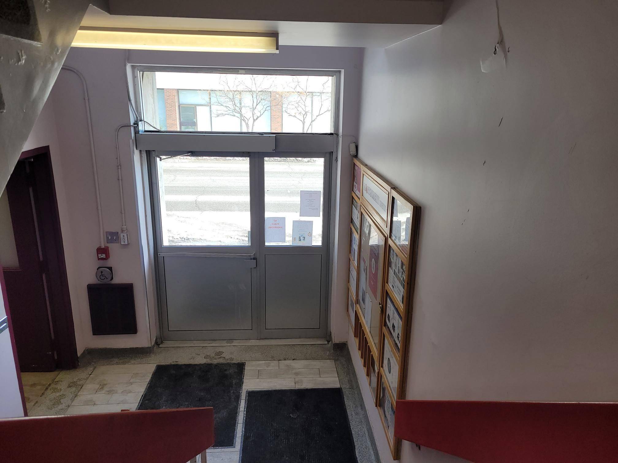 Ottawa Centre, ON L2P 2A6,330 Kent ST