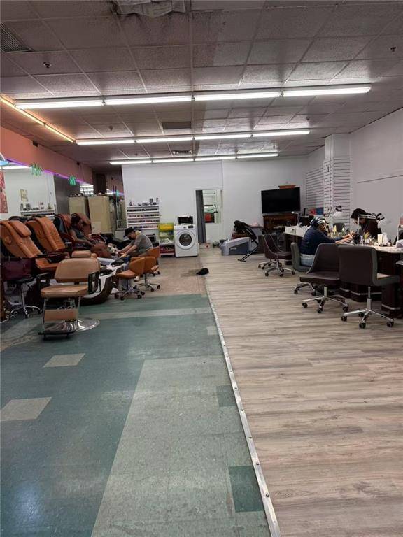 Queens, NY 11432,162-10 Jamaica AVE