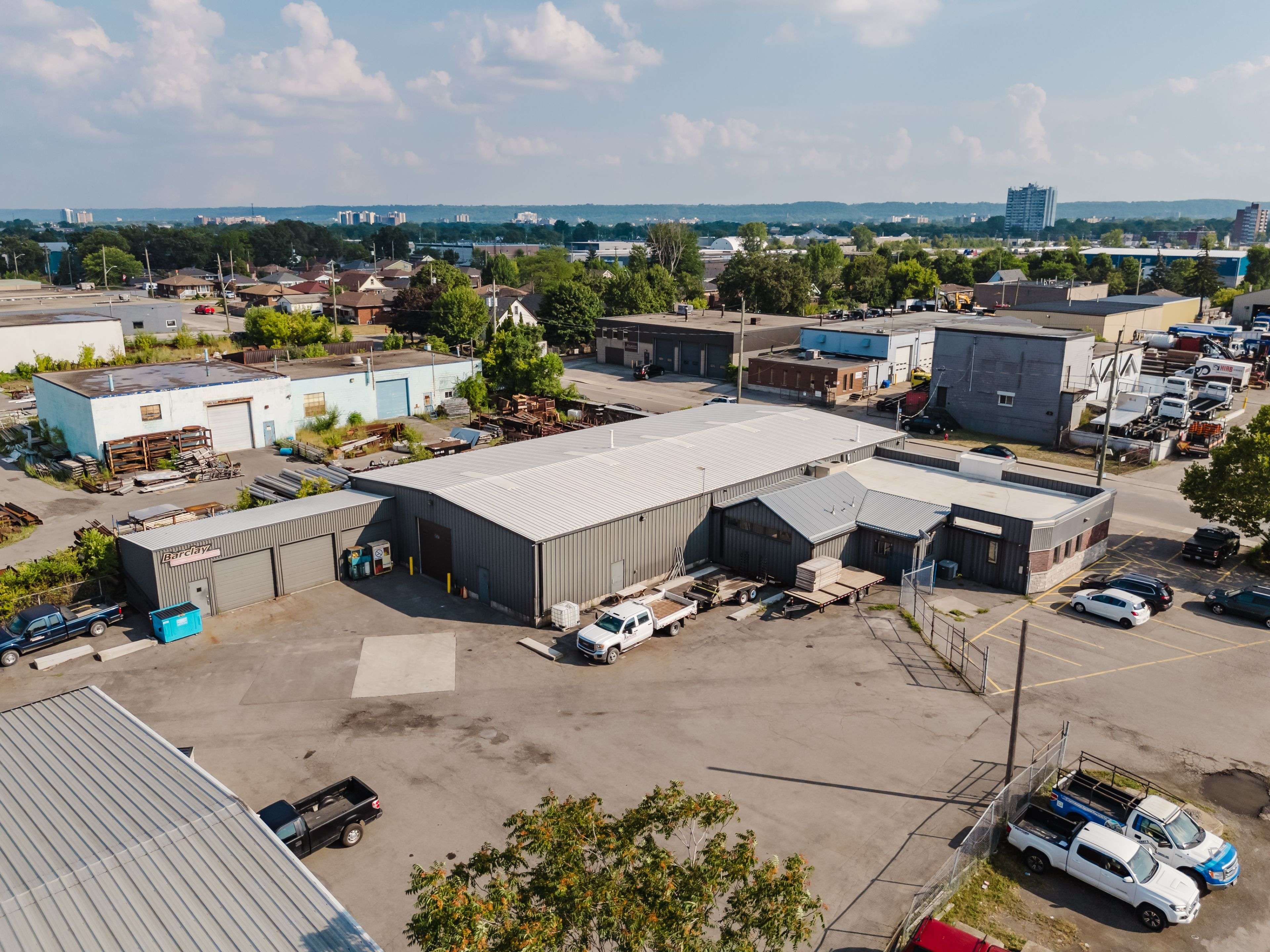 Hamilton, ON L5H 3R8,55 Morley ST