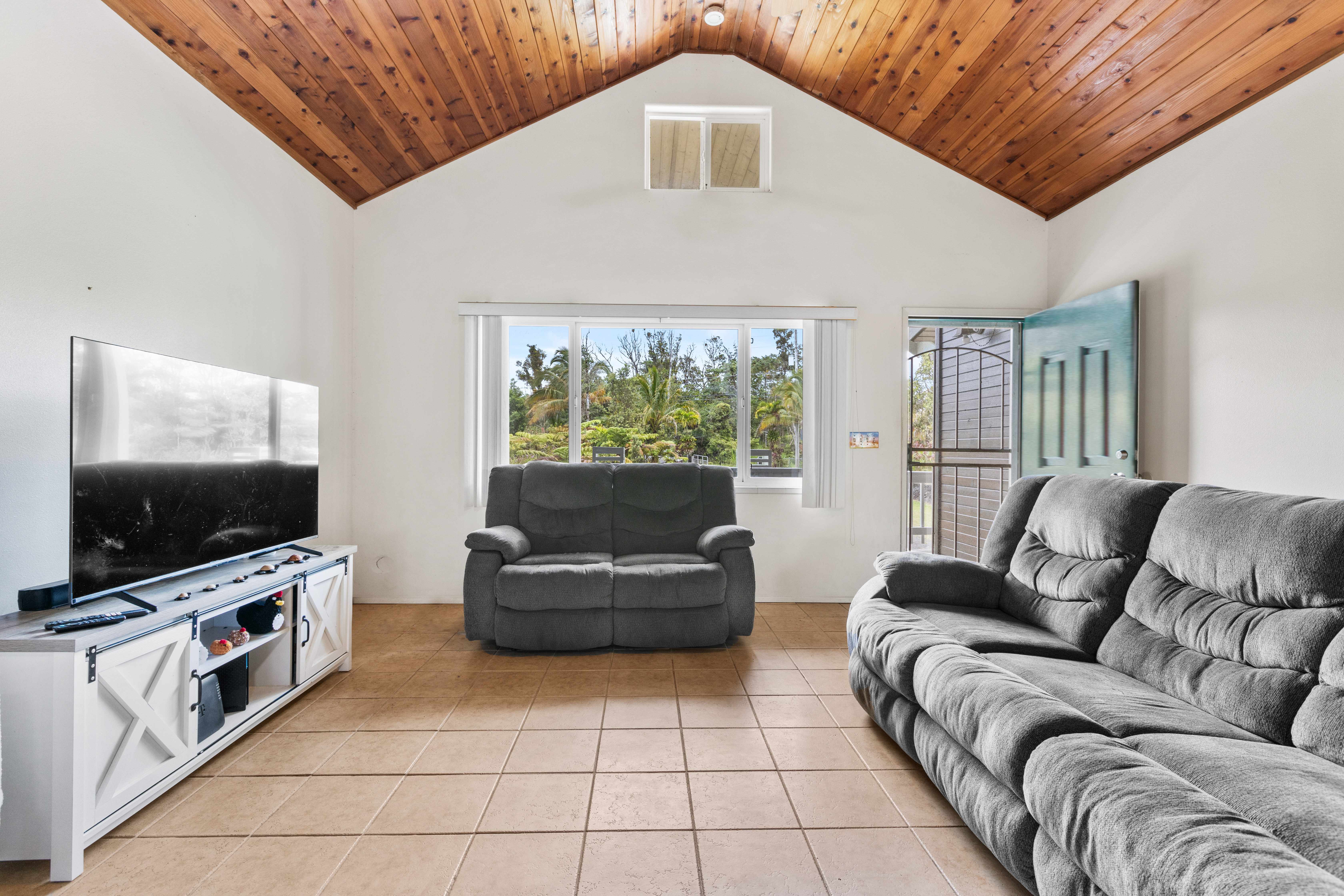 Pahoa, HI 96778,13-3499 MAILE ST