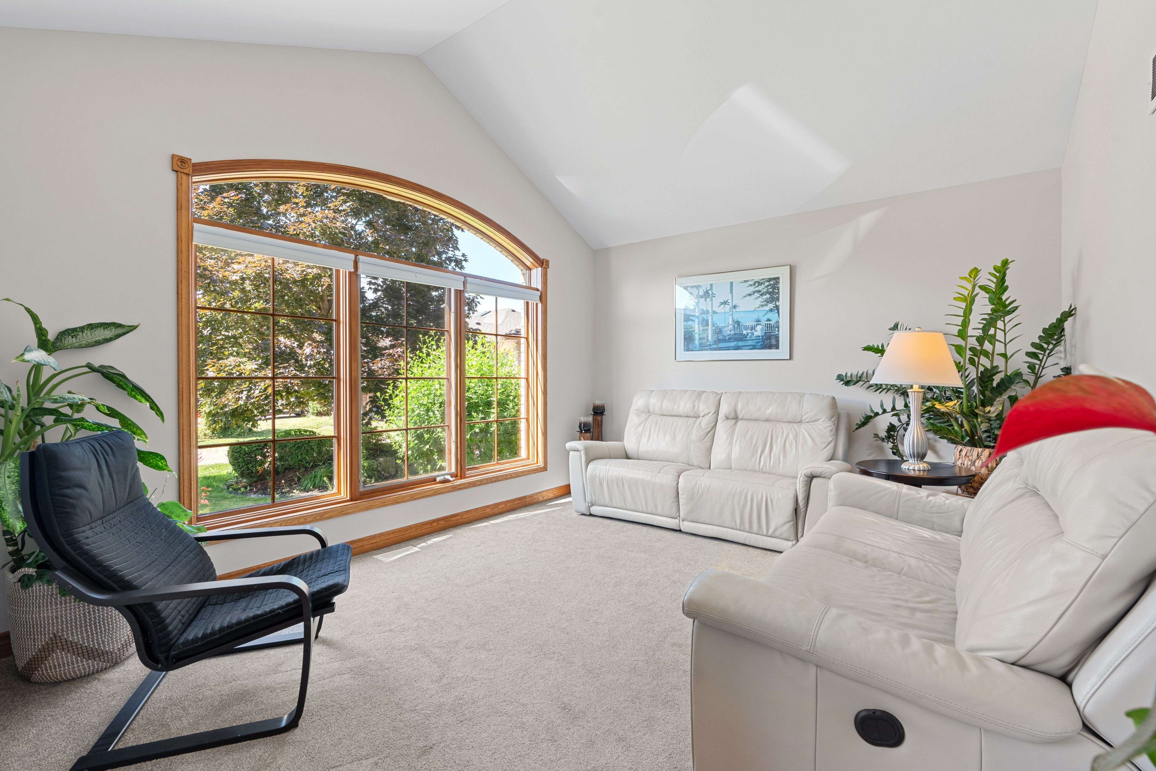 Windsor, ON N9G 2V2,4168 Dimambro CT