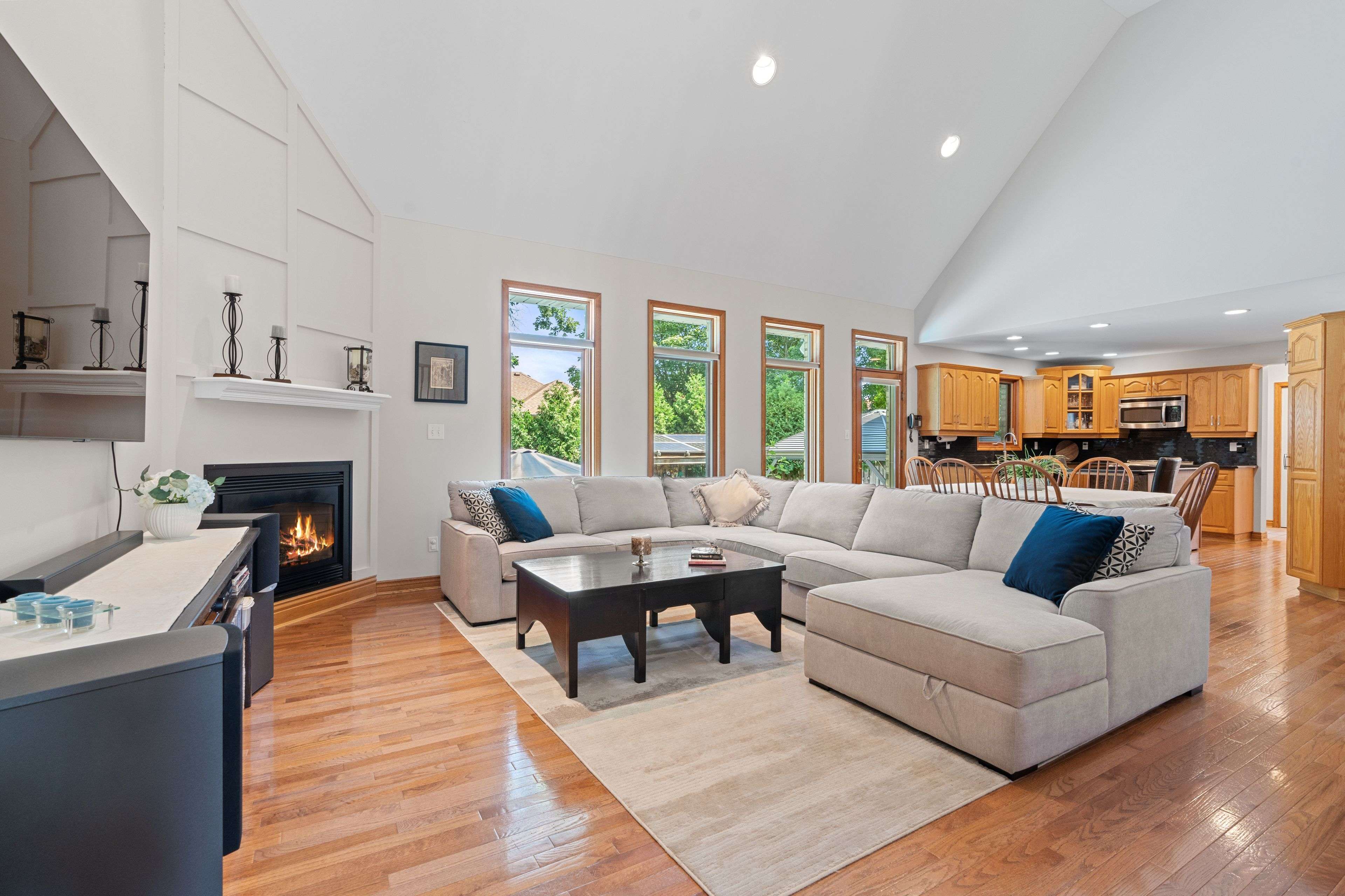 Windsor, ON N9G 2V2,4168 Dimambro CT