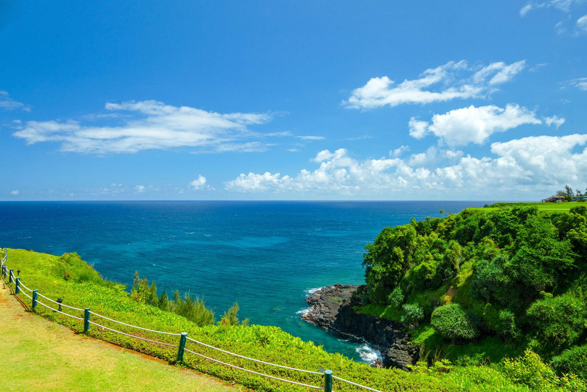 Princeville, HI 96722,5300 KA HAKU RD #228