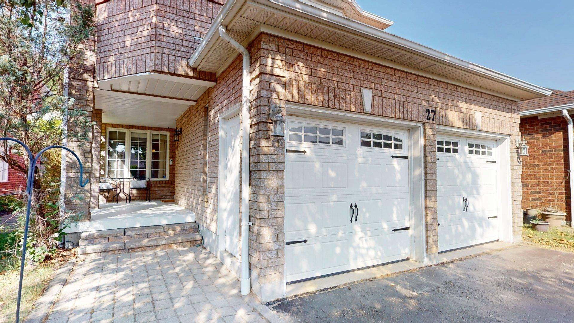 Whitby, ON L1R 2S3,27 Markwood CRES