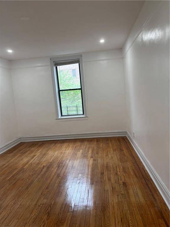 Brooklyn, NY 11234,2020 East 41st ST #3H