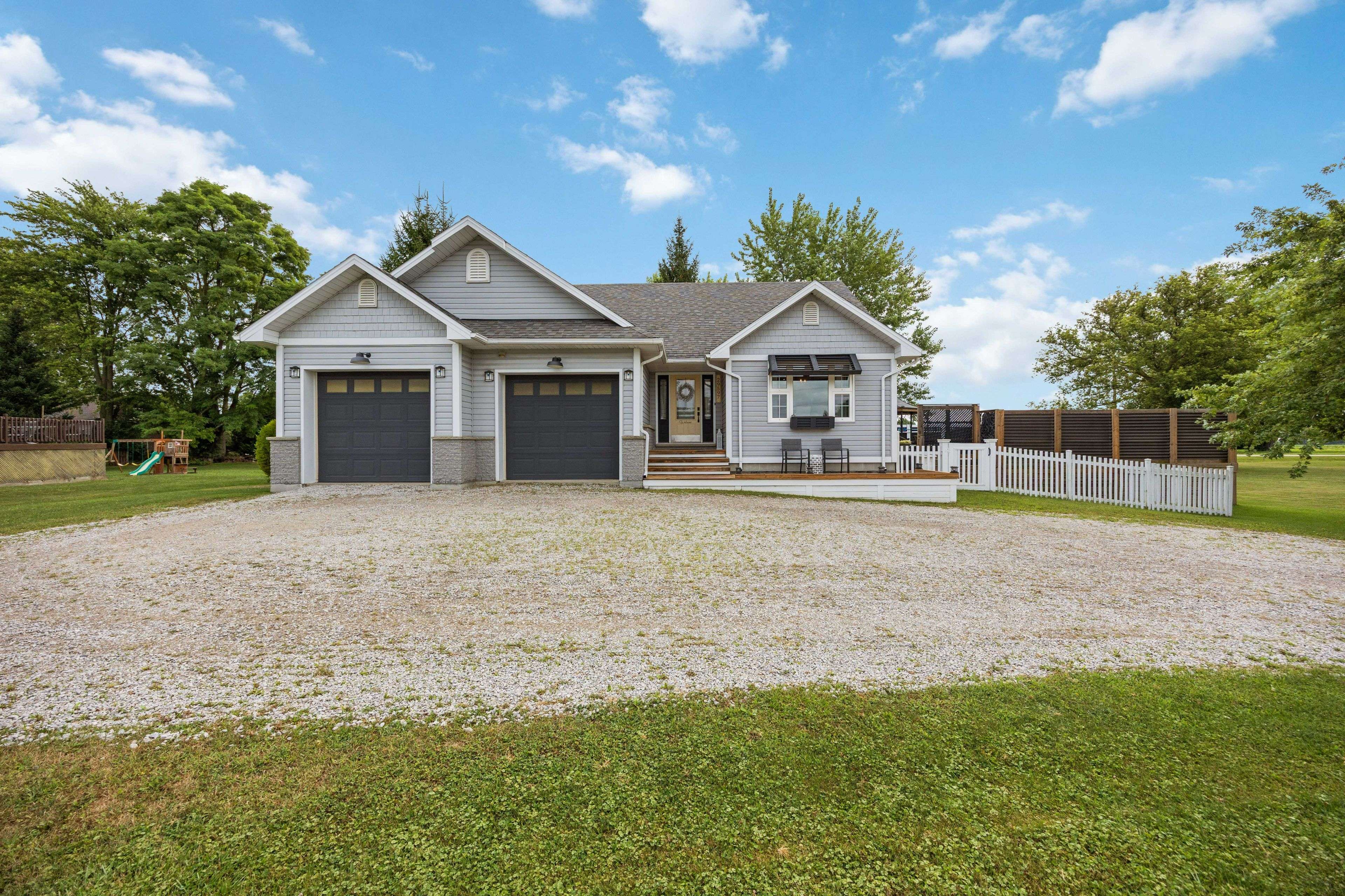 Chatham-kent, ON N8A 4L1,29597 St. Clair Pkwy