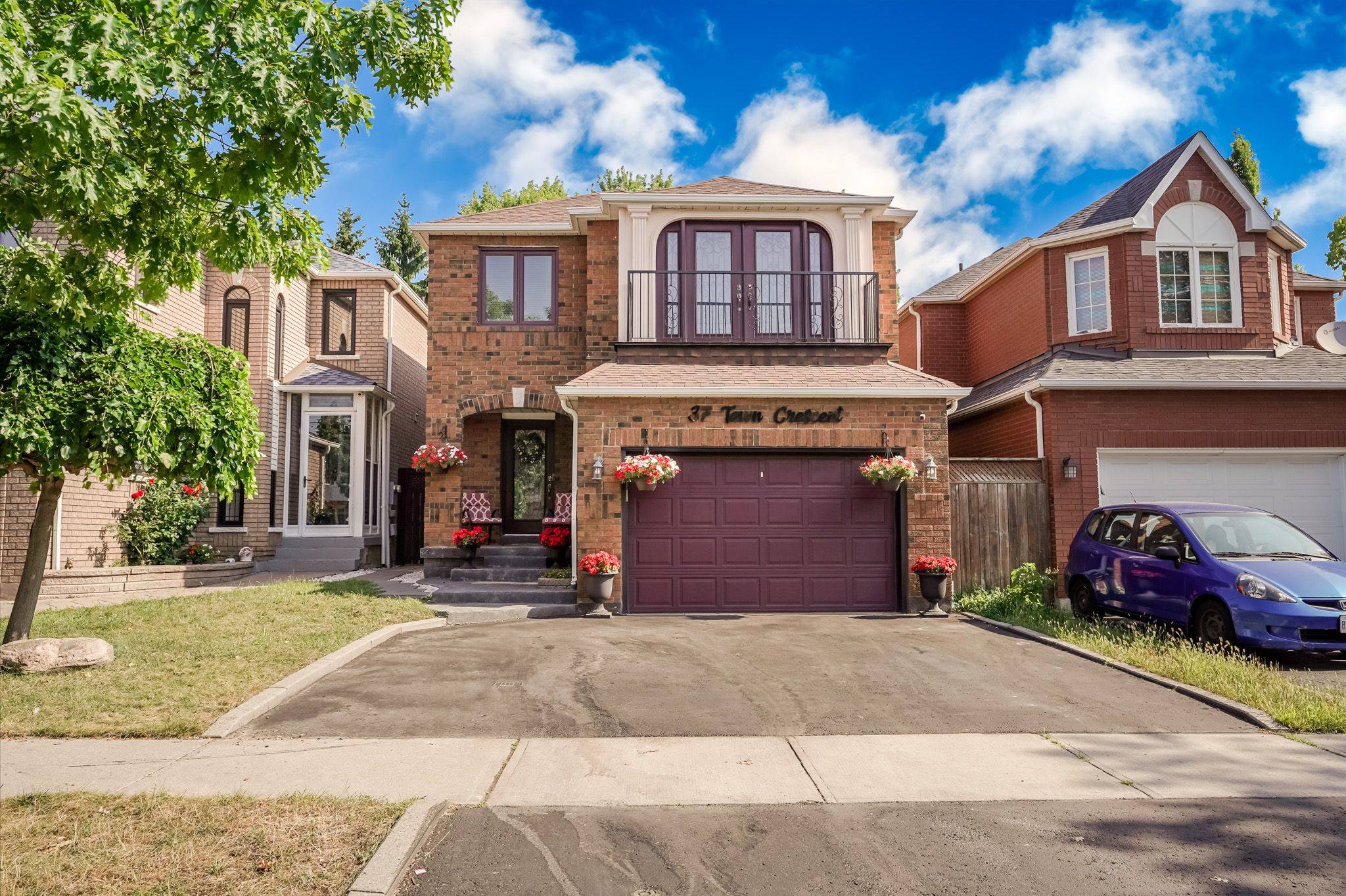 Ajax, ON L1Z 1H9,37 Tawn CRES