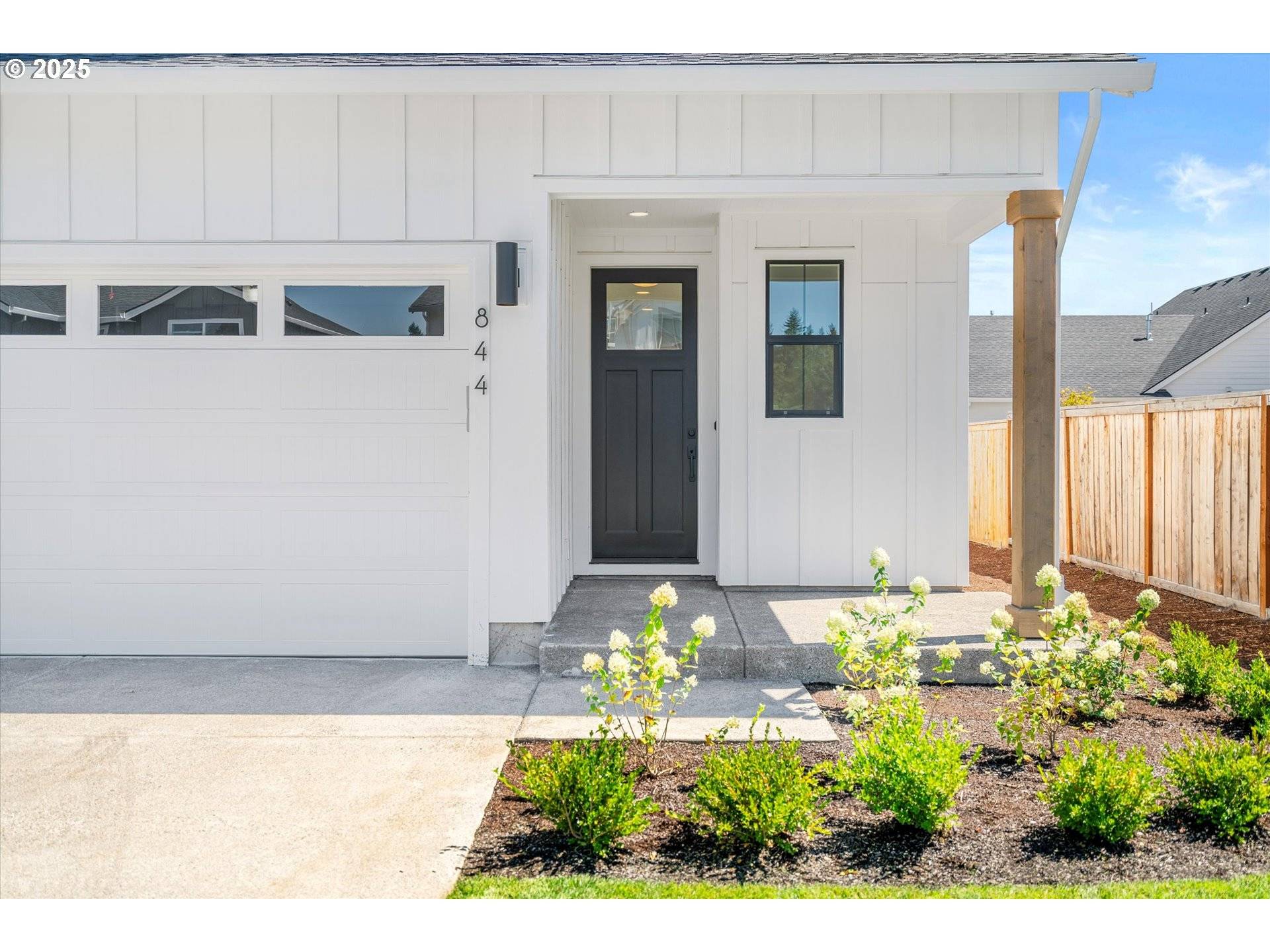 Canby, OR 97013,844 NE 17th ave