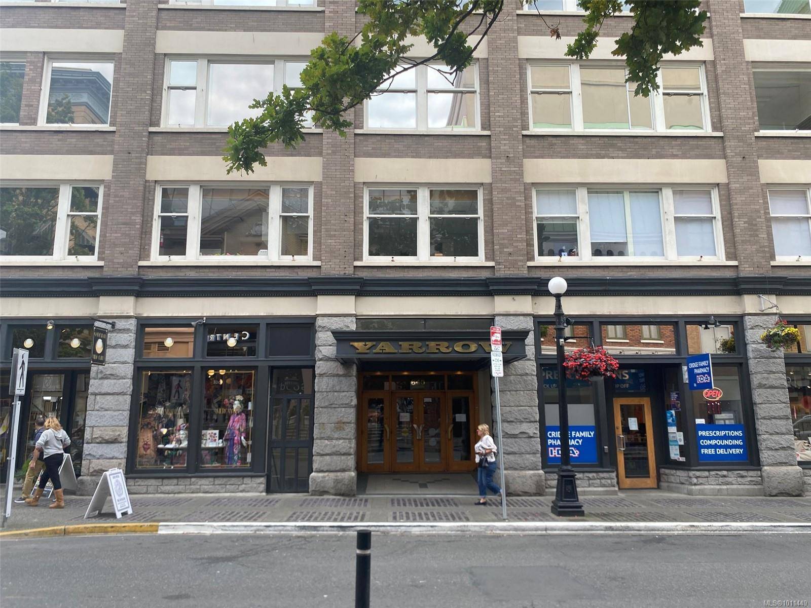 Victoria, BC V8W 1Z9,645 Fort St #214