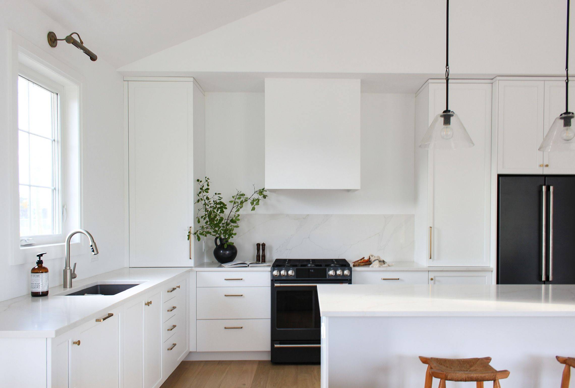 Saugeen Shores, ON N0H 2L0,25 LAKEFOREST DR