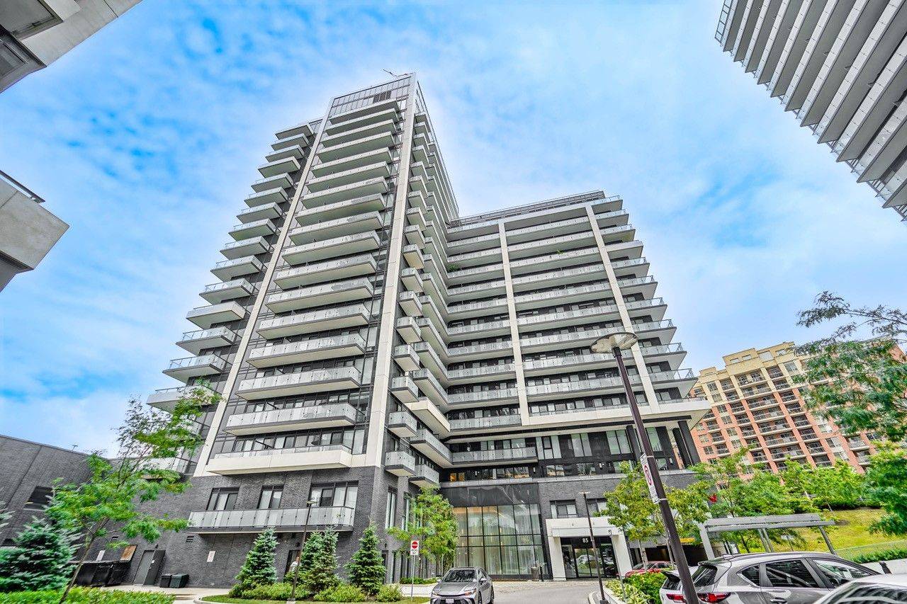 Richmond Hill, ON L4B 0H4,85 Oneida CRES #302