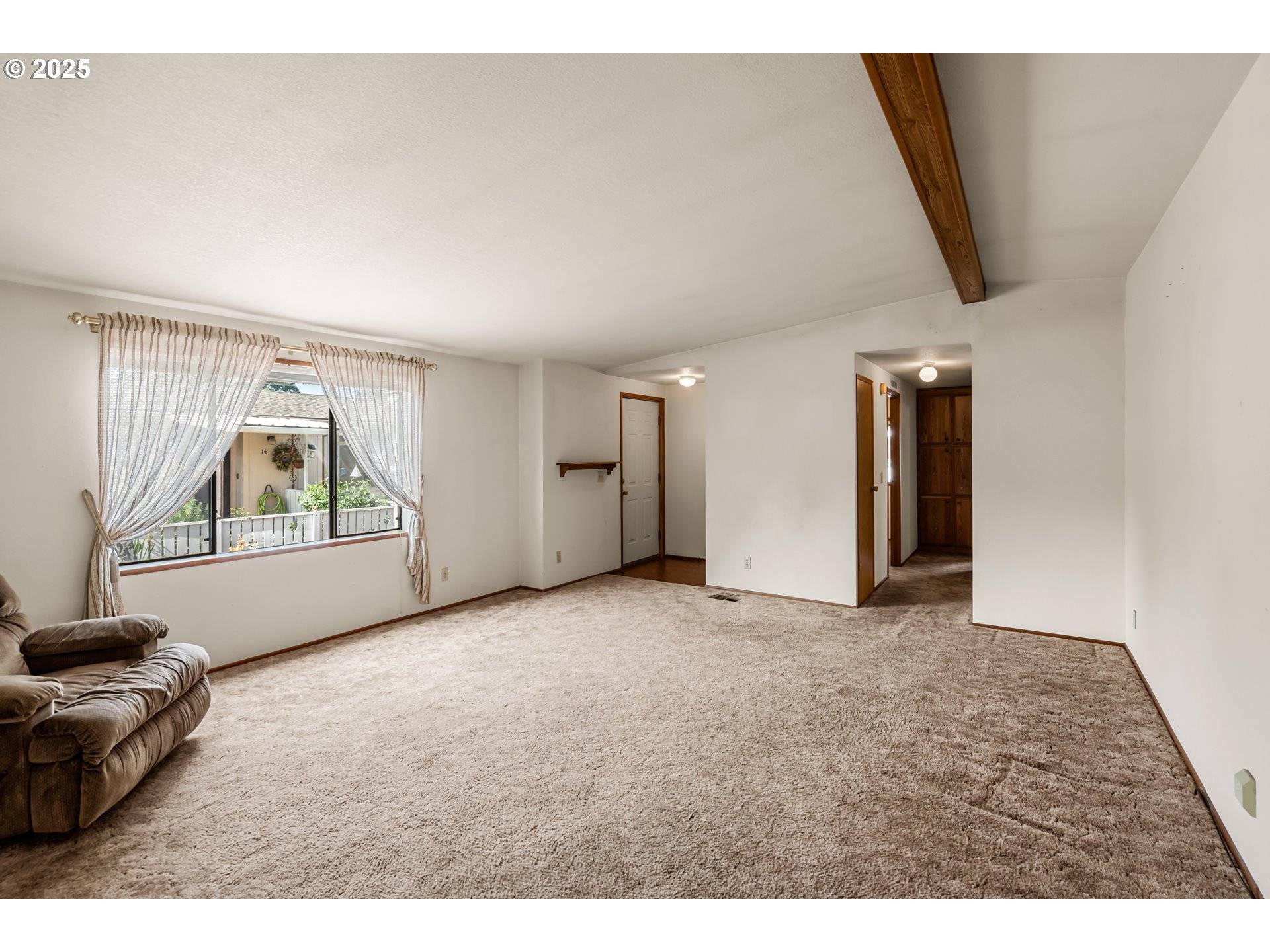 4624 S PACIFIC HWY #13, Phoenix, OR 97535