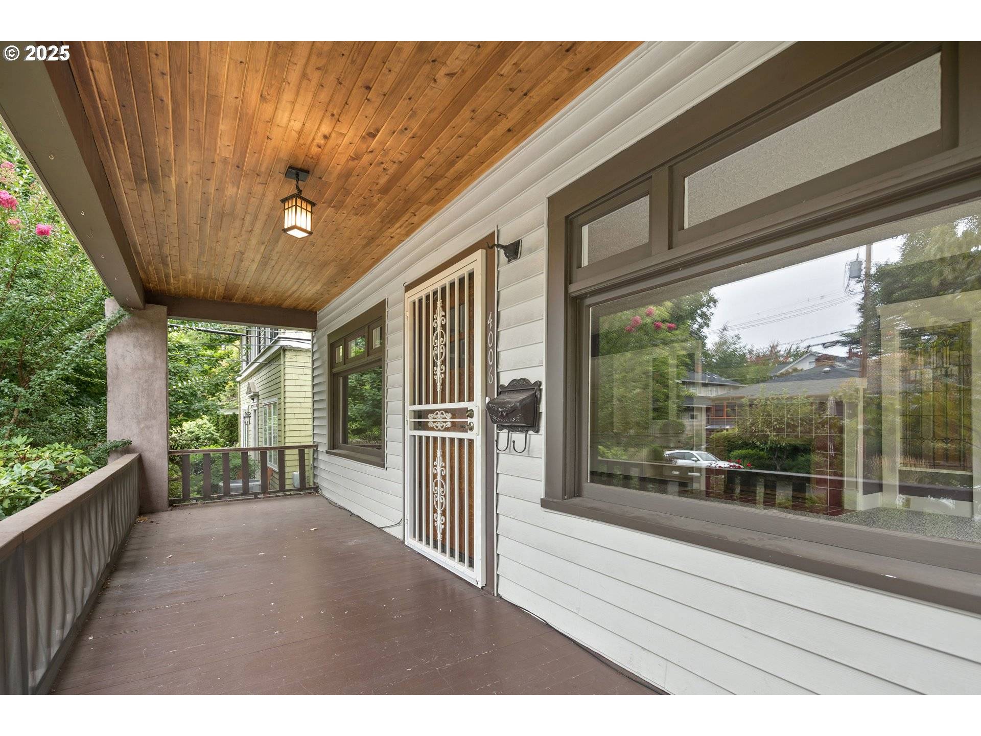 Portland, OR 97232,4006 NE FLANDERS ST