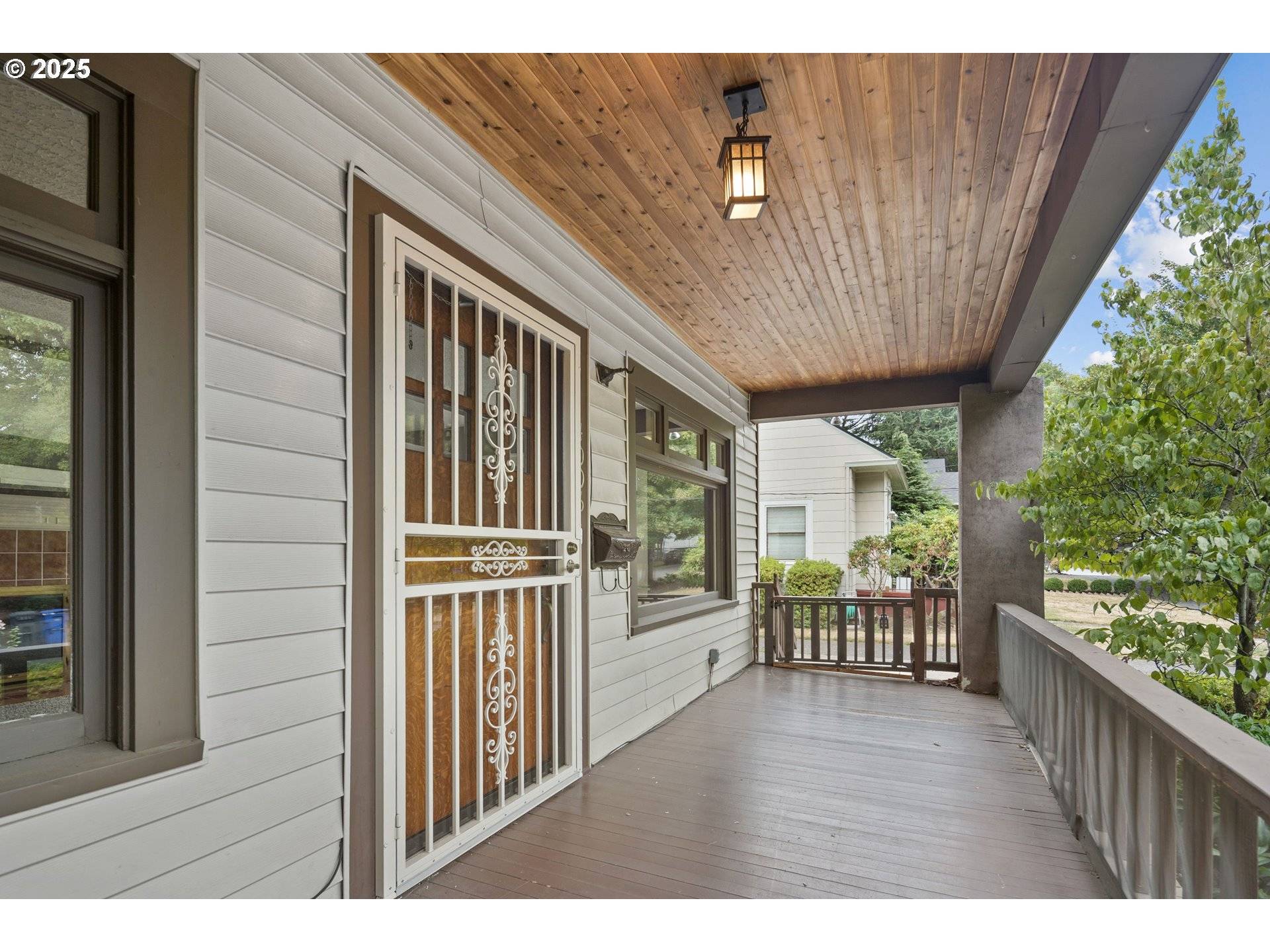 Portland, OR 97232,4006 NE FLANDERS ST