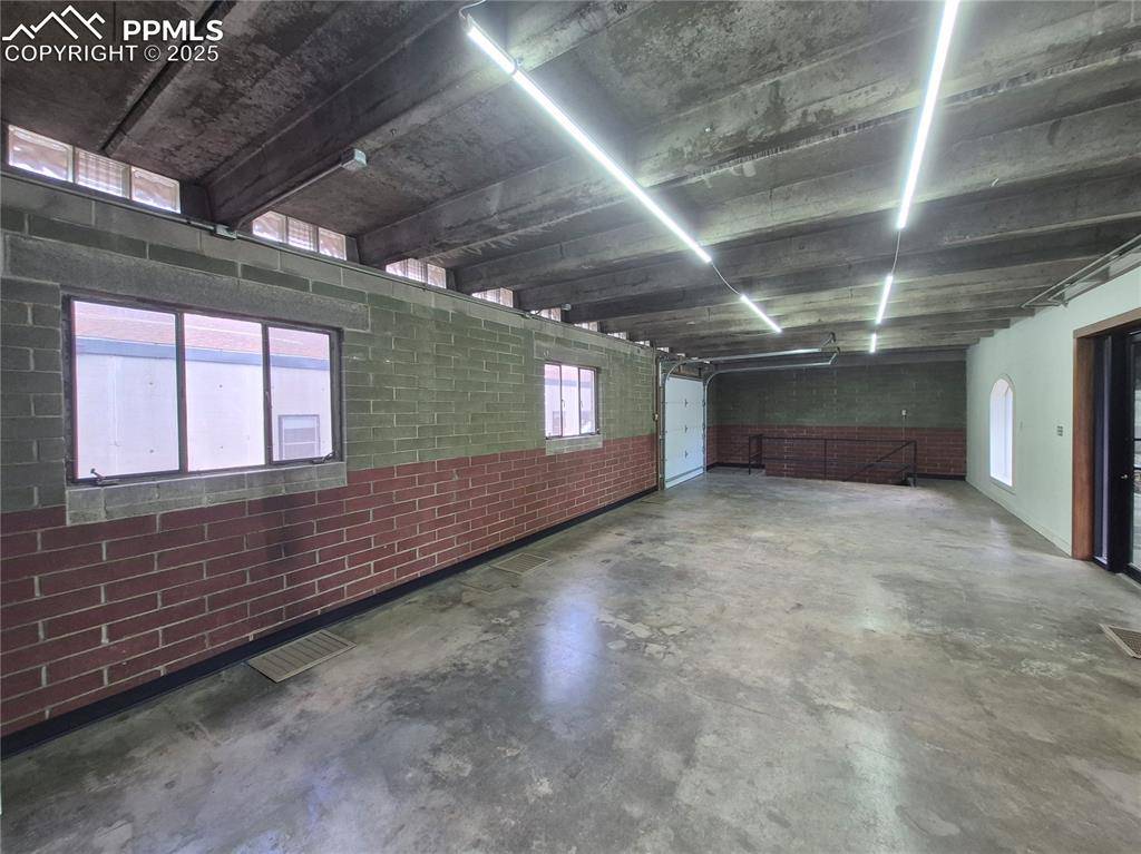 Colorado Springs, CO 80904,1008 N 19th ST