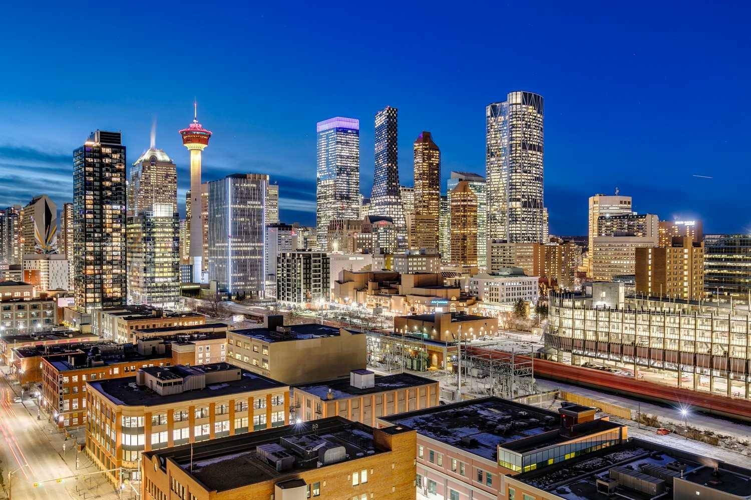 433 11 AVE SE #1806, Calgary, AB T2G 0C7