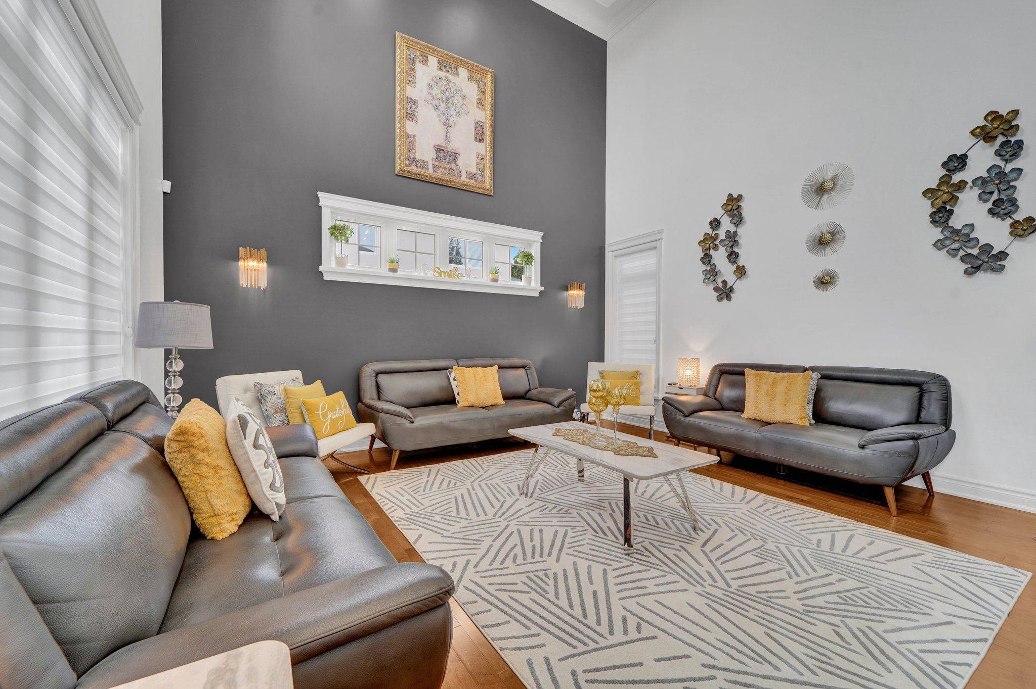 Niagara Falls, ON L2H 2Z2,8018 Cathedral DR