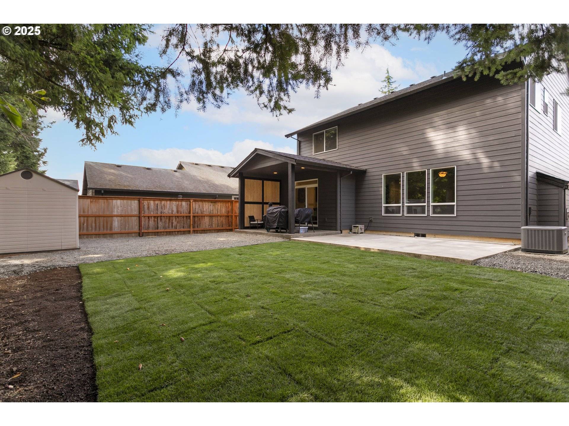 Estacada, OR 97023,1098 NE REGAN HILL LOOP