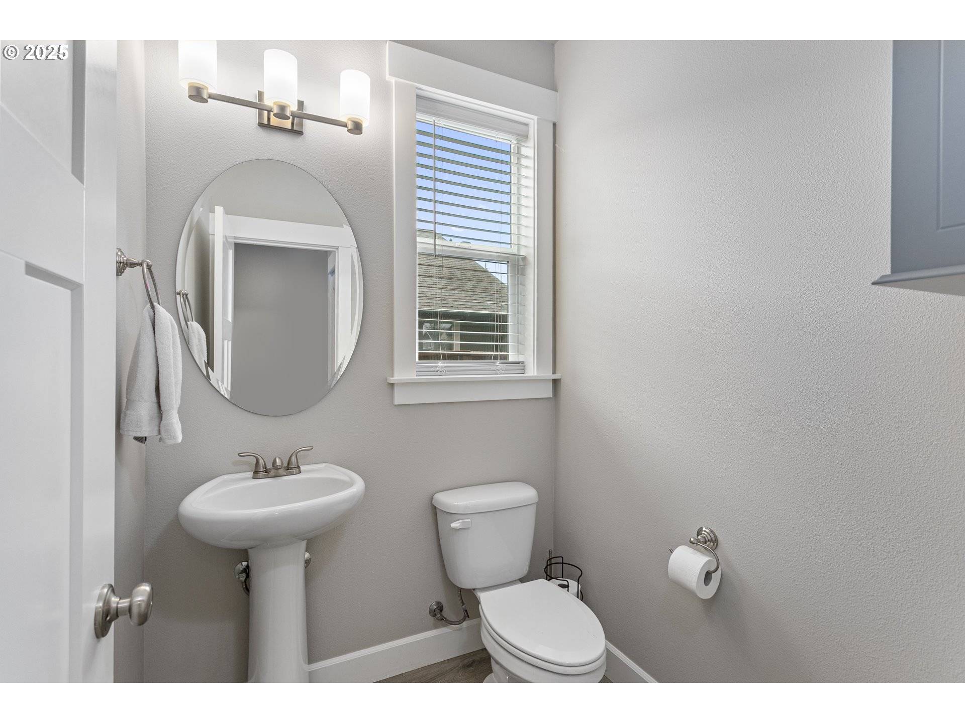 Estacada, OR 97023,1098 NE REGAN HILL LOOP