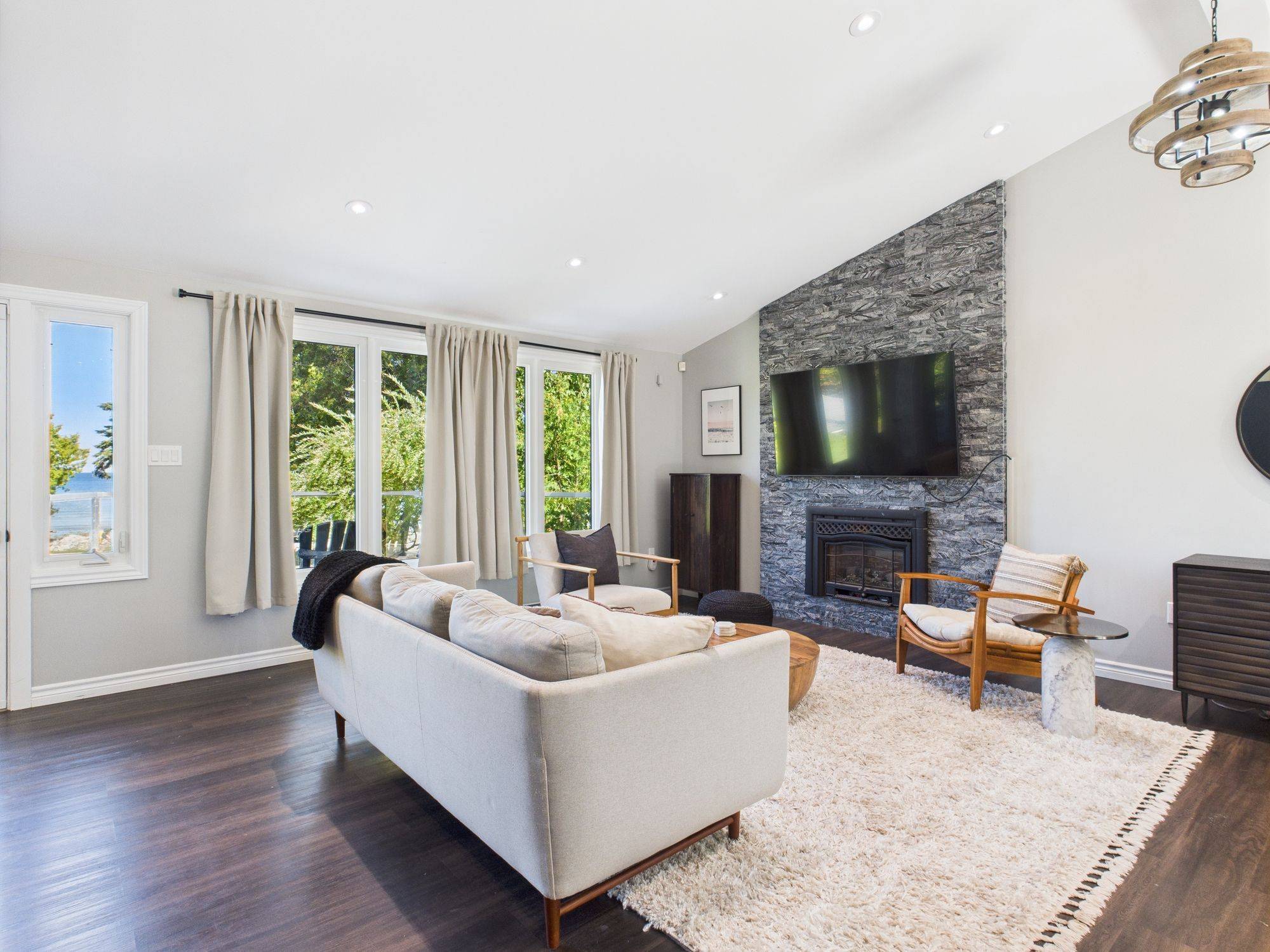 Kincardine, ON N2Z 2L2,23 Goderich ST