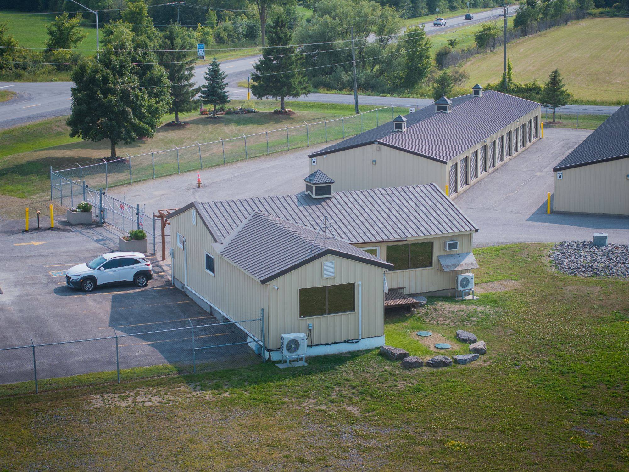 Carp - Huntley Ward, ON K0A 1L0,2405* March RD