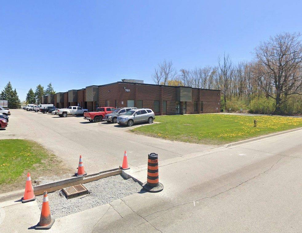761 McKay RD #1-2, Pickering, ON L1W 3A3