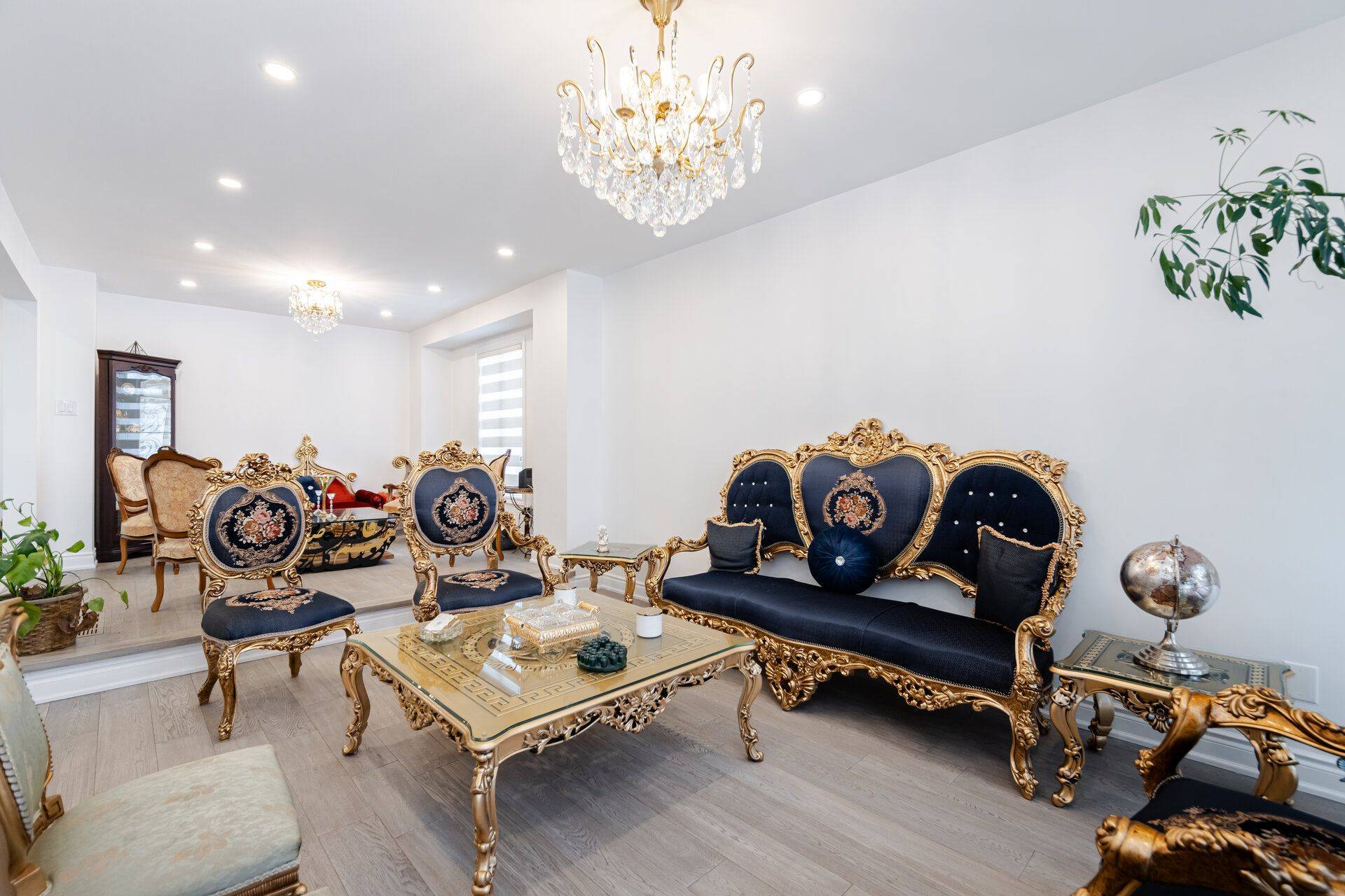 Mississauga, ON L5V 1L9,6150 Bankhead CT